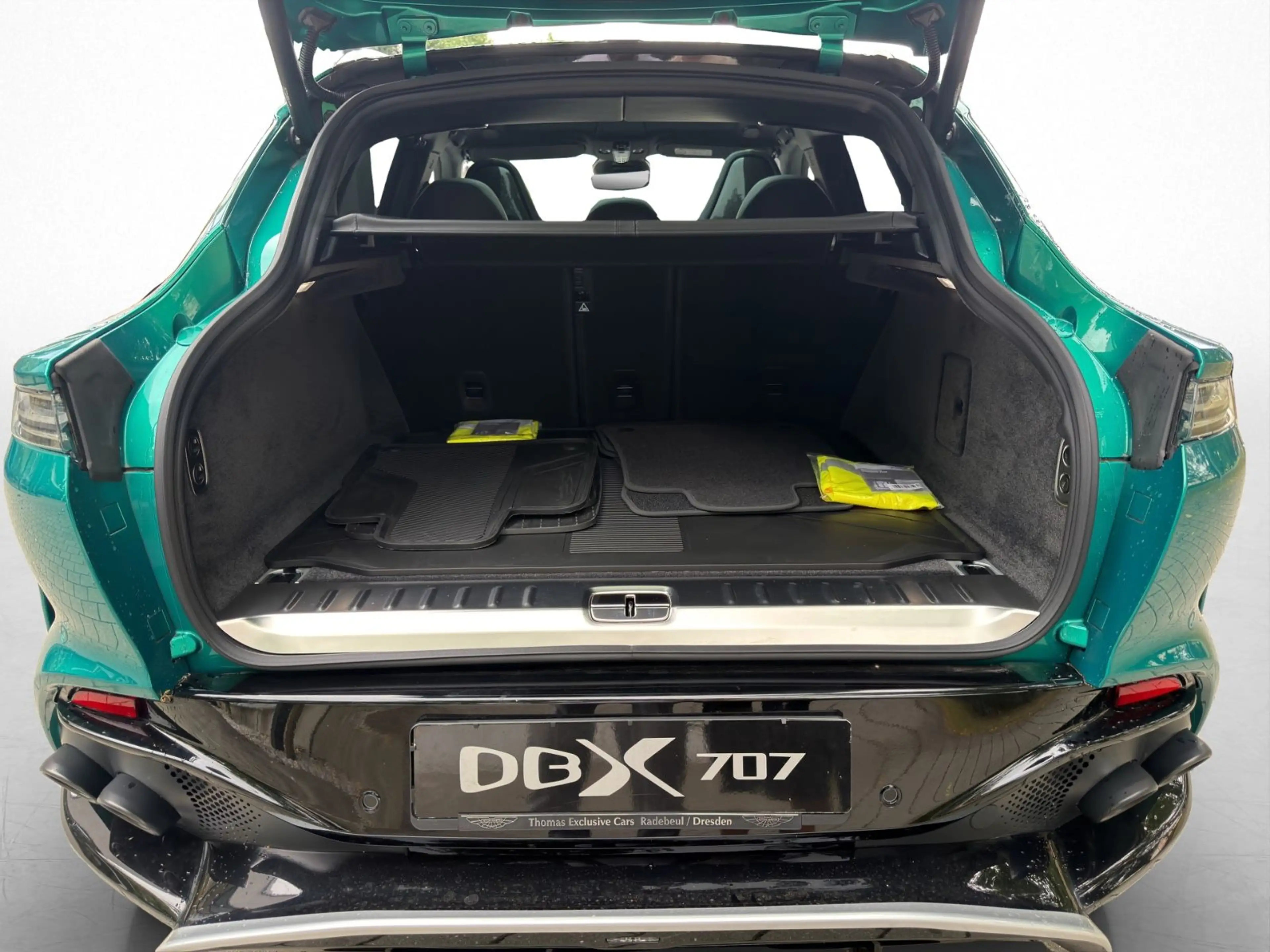 Aston Martin DBX 707 AMR 24 Edition Facelift — photo 9