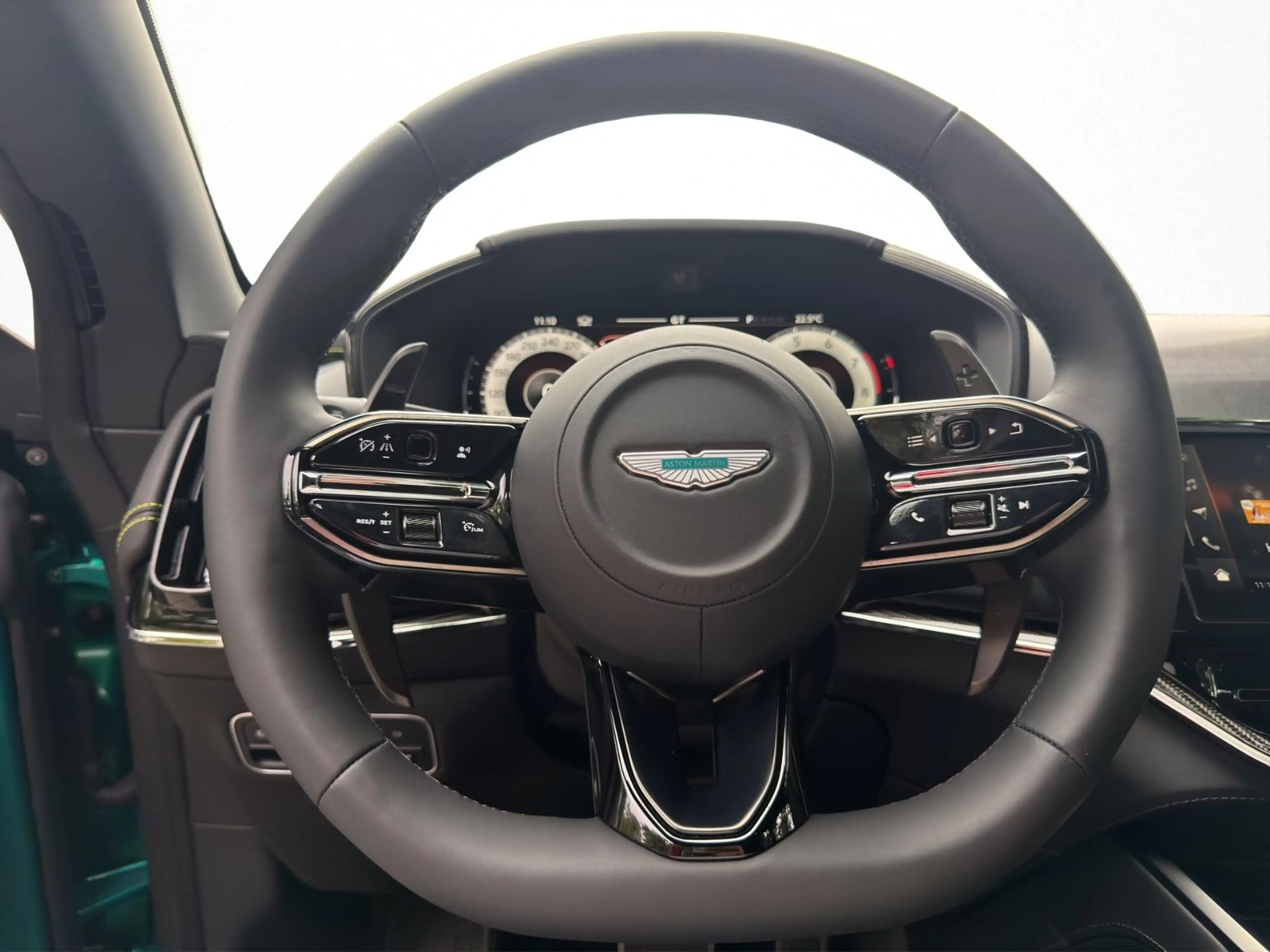 Aston Martin DBX 707 AMR 24 Edition Facelift — photo 13