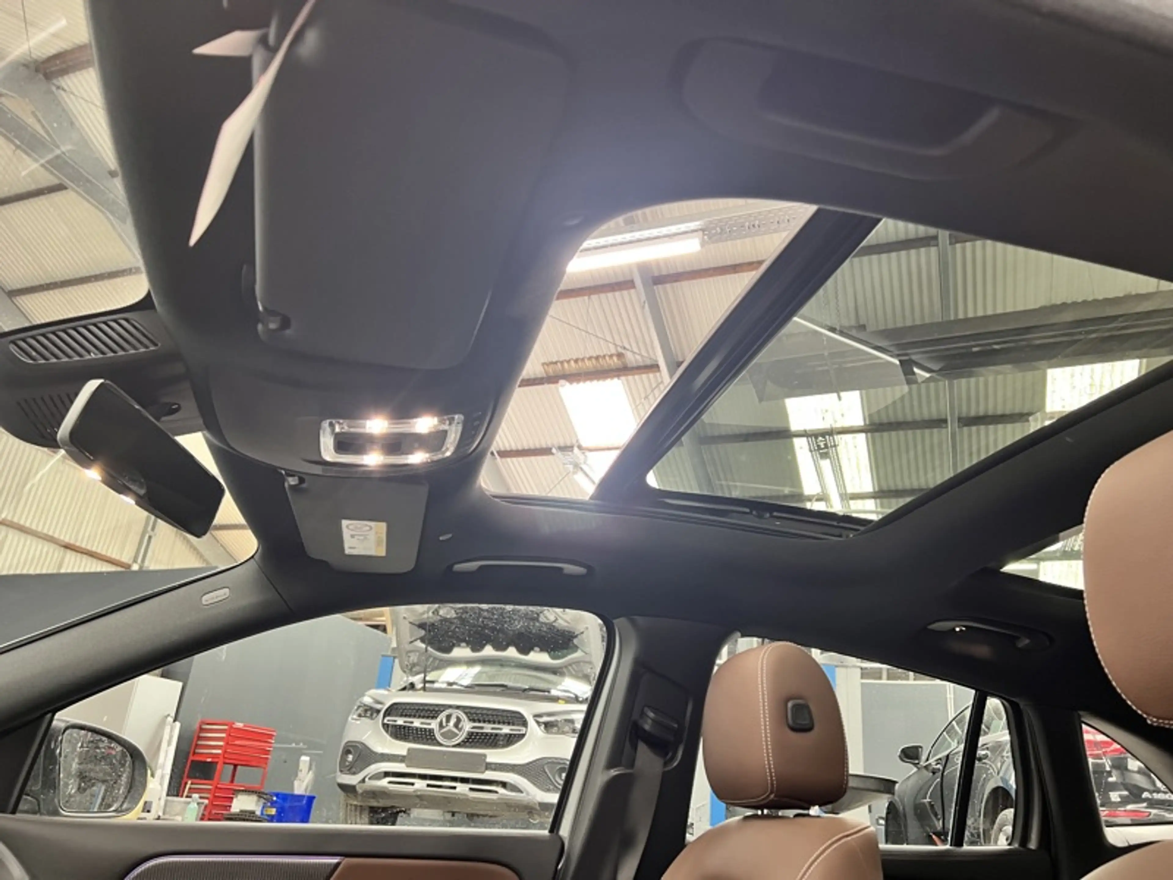 Mercedes-Benz GLA 250 e Luxury Line Toit Pano — photo 7