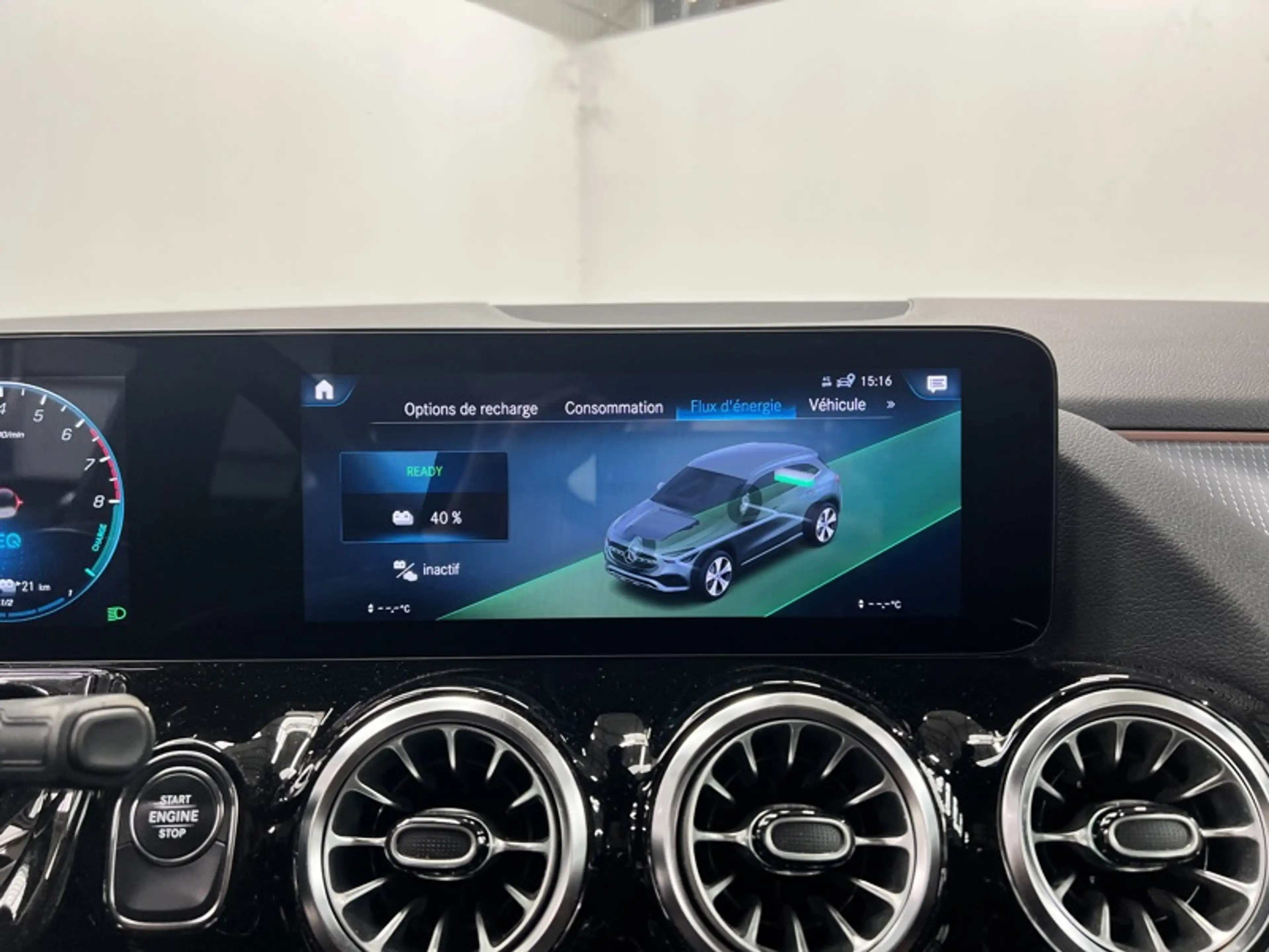 Mercedes-Benz GLA 250 e Luxury Line Toit Pano — photo 15