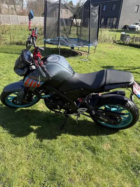 Yamaha MT-125 - foto 4