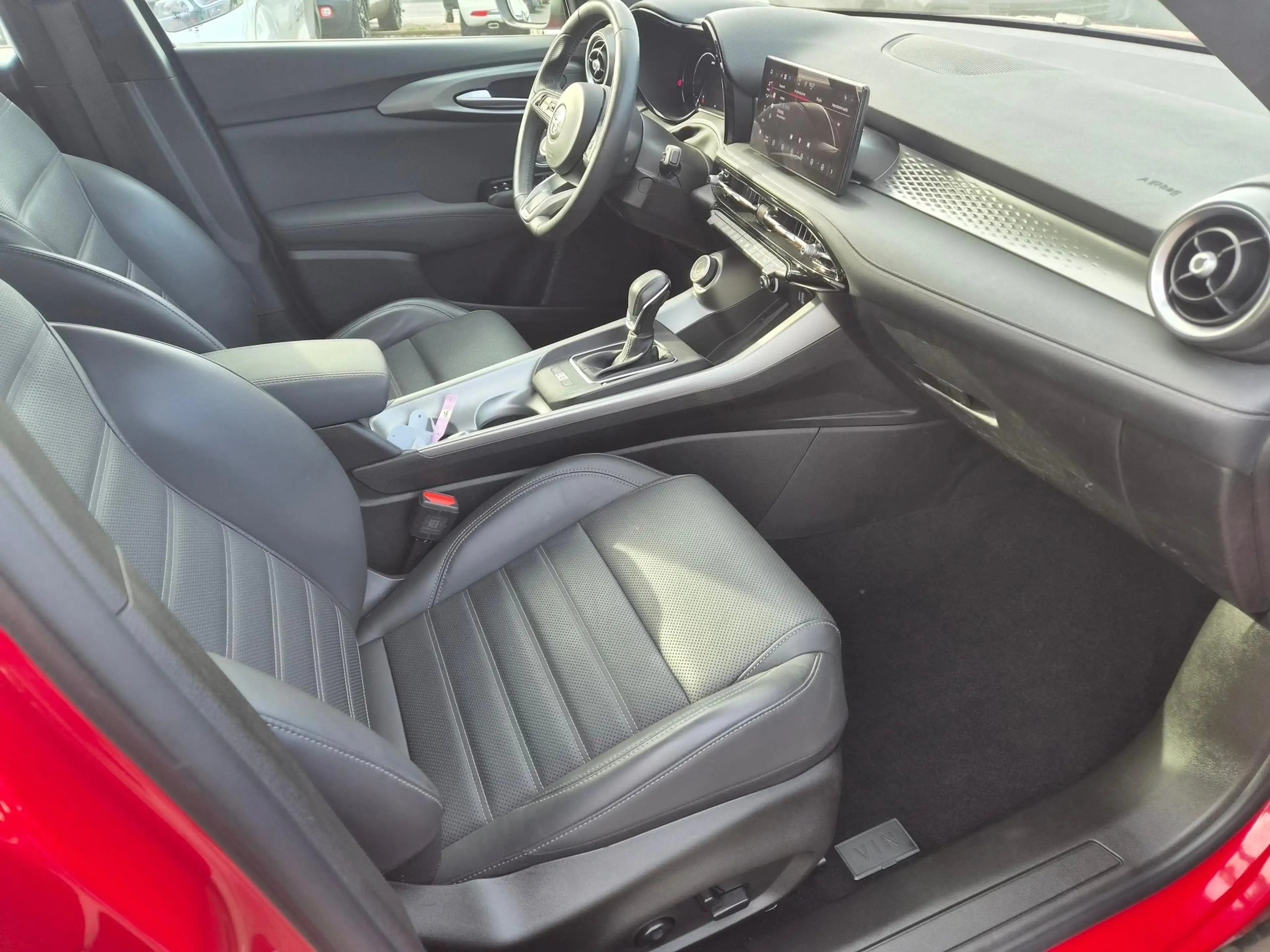 Alfa Romeo Tonale Tonale 130 CV — photo 4