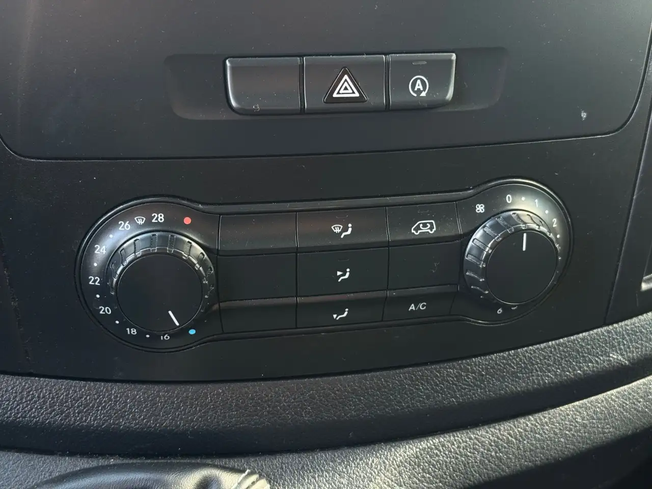 2020 Mercedes-Benz Vito Kasten 114 CDI FWD lang AHK TEMPO KLIMA, photograph 10