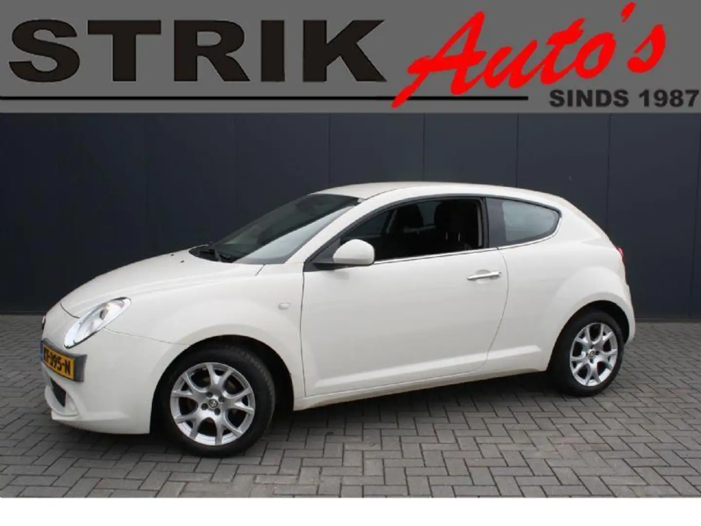 Alfa Romeo MiTo 1.4 Essential - AIRCO - PDC - LM VELGEN Blanc - 1