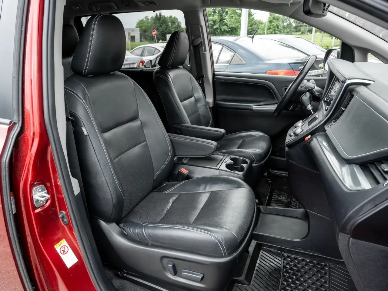 Toyota Sienna fotografie Toyota Sienna