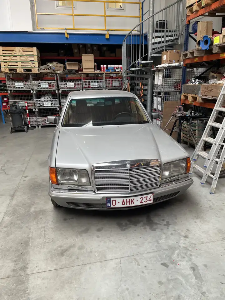 Mercedes-Benz S 380 SEL V8, foto 3