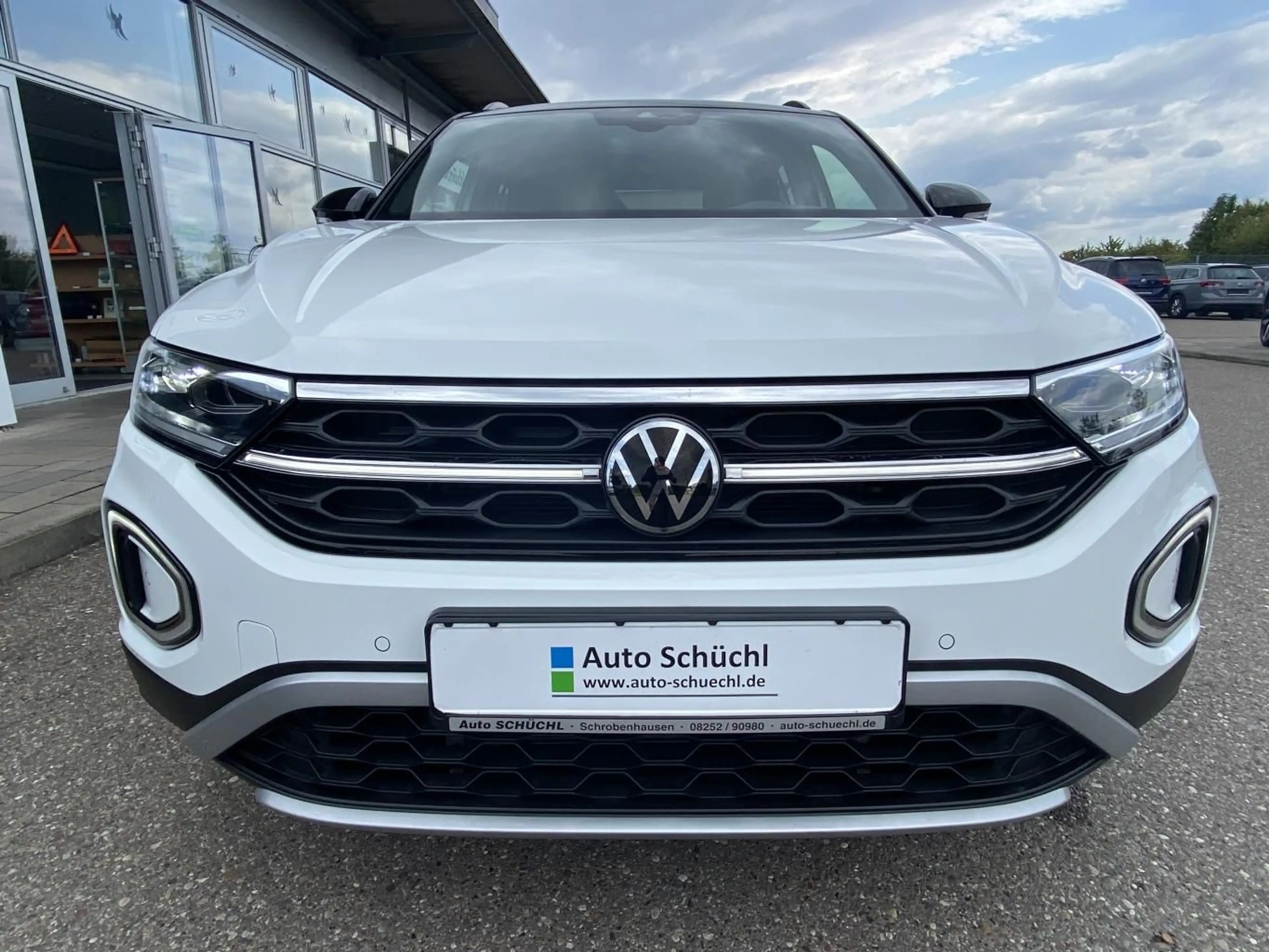 Volkswagen T-Roc 1.5 TSI STYLE BLACK STYLE IQ.DRIVE+EL.HECK — photo 7