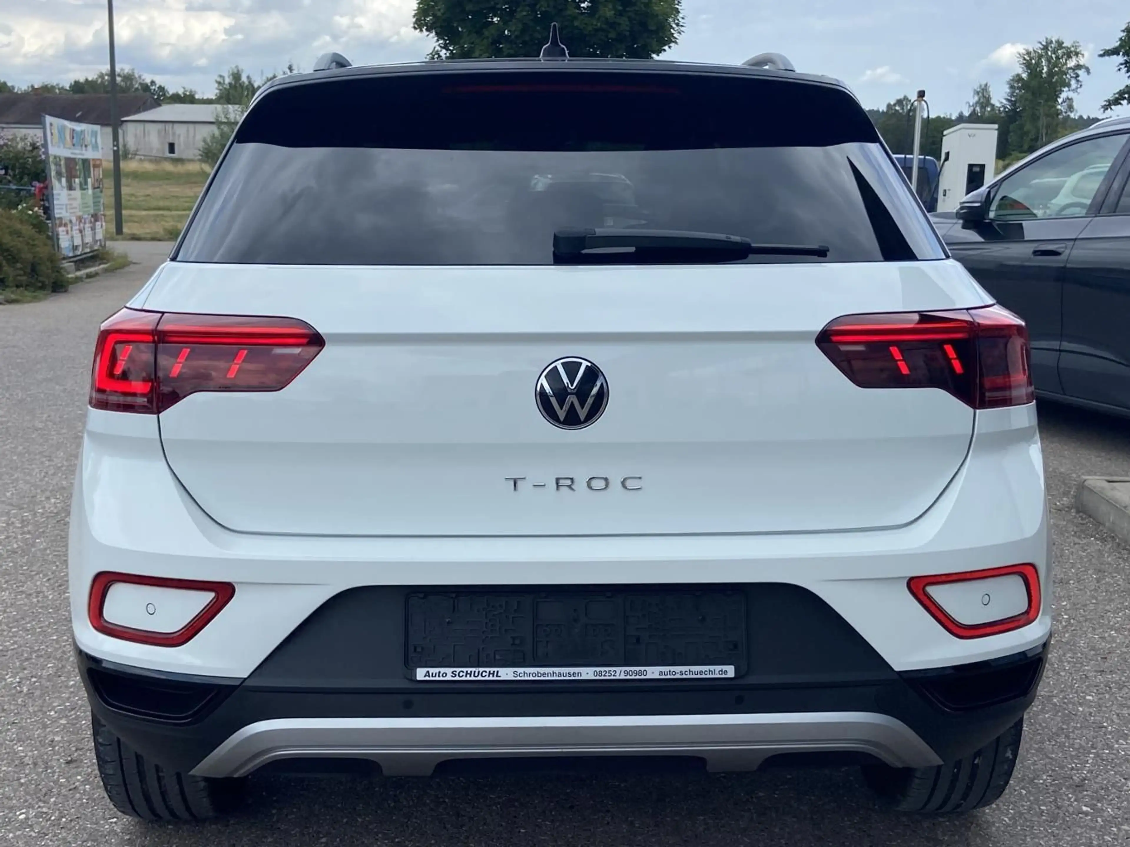 Volkswagen T-Roc 1.5 TSI STYLE BLACK STYLE IQ.DRIVE+EL.HECK — photo 4