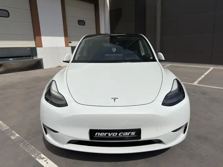 Tesla Model Y 2023, foto 8