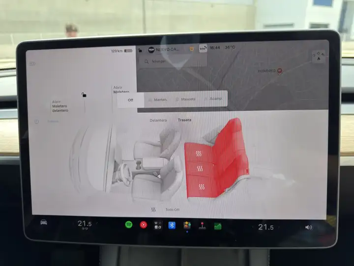 Tesla Model Y 2023, foto 24