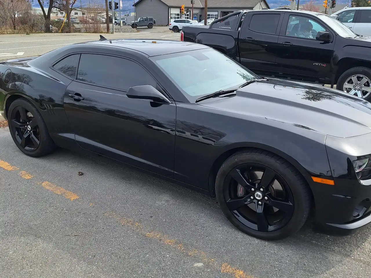 Chevrolet Camaro снимка Chevrolet Camaro