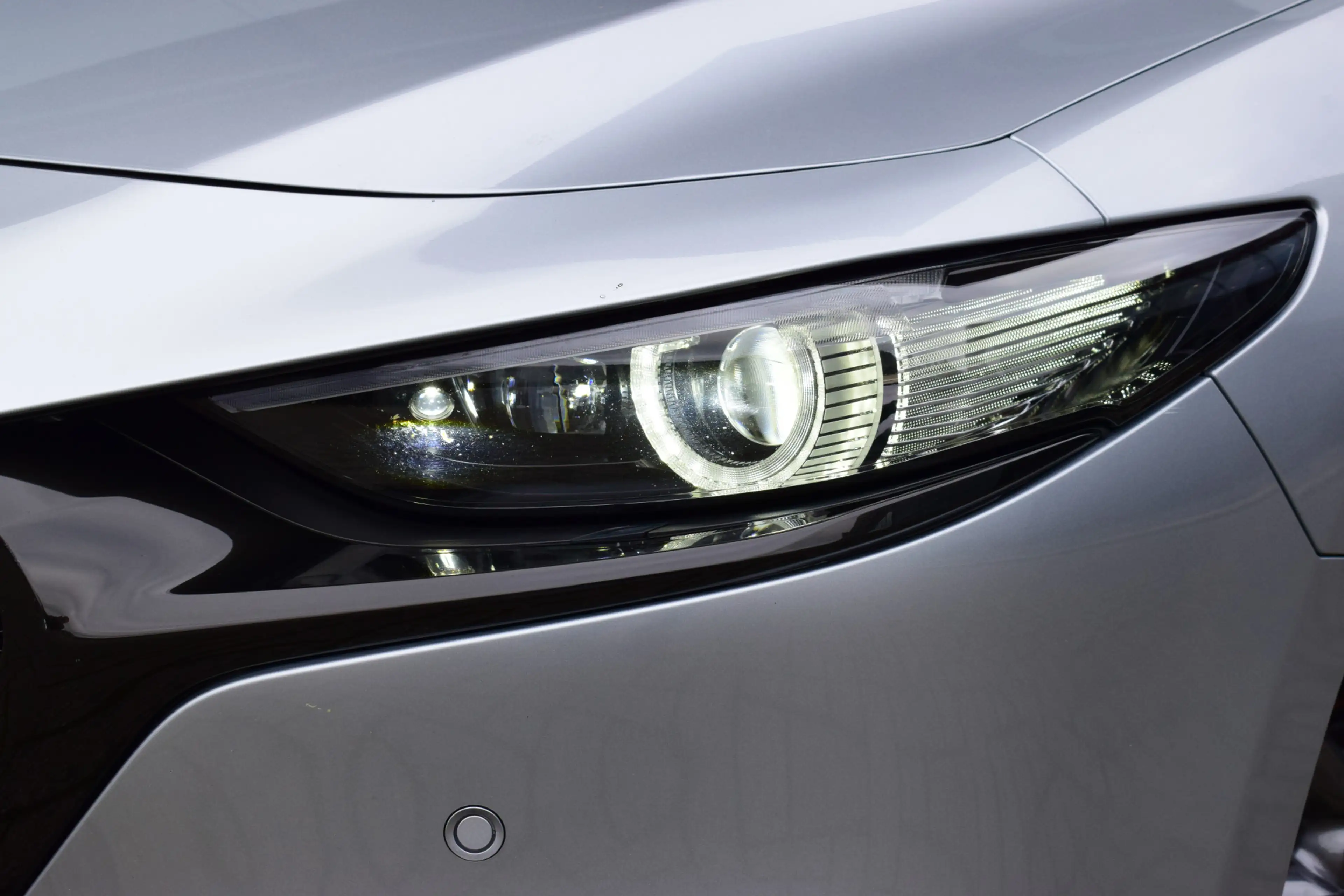 Mazda 3 2.0 e-SkyActiv-G M Hybrid 122 | 360° Camera | Head — photo 22