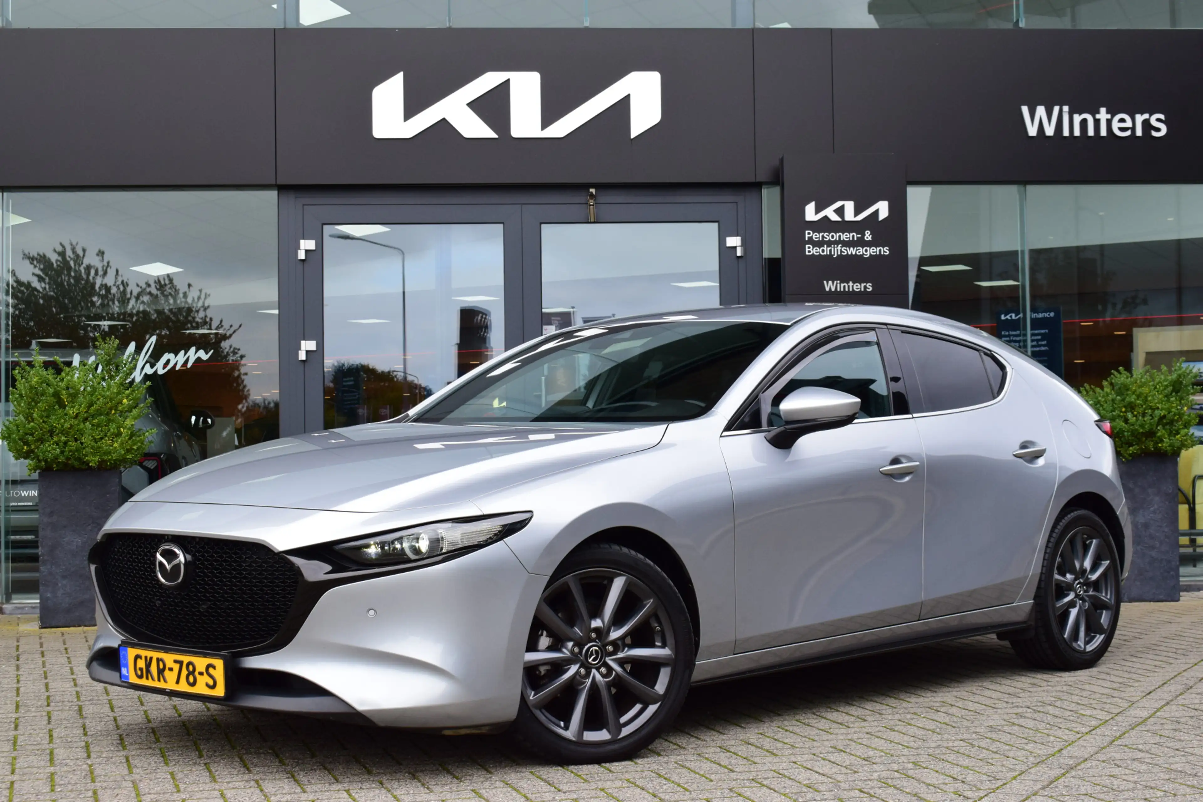Mazda 3 2.0 e-SkyActiv-G M Hybrid 122 | 360° Camera | Head