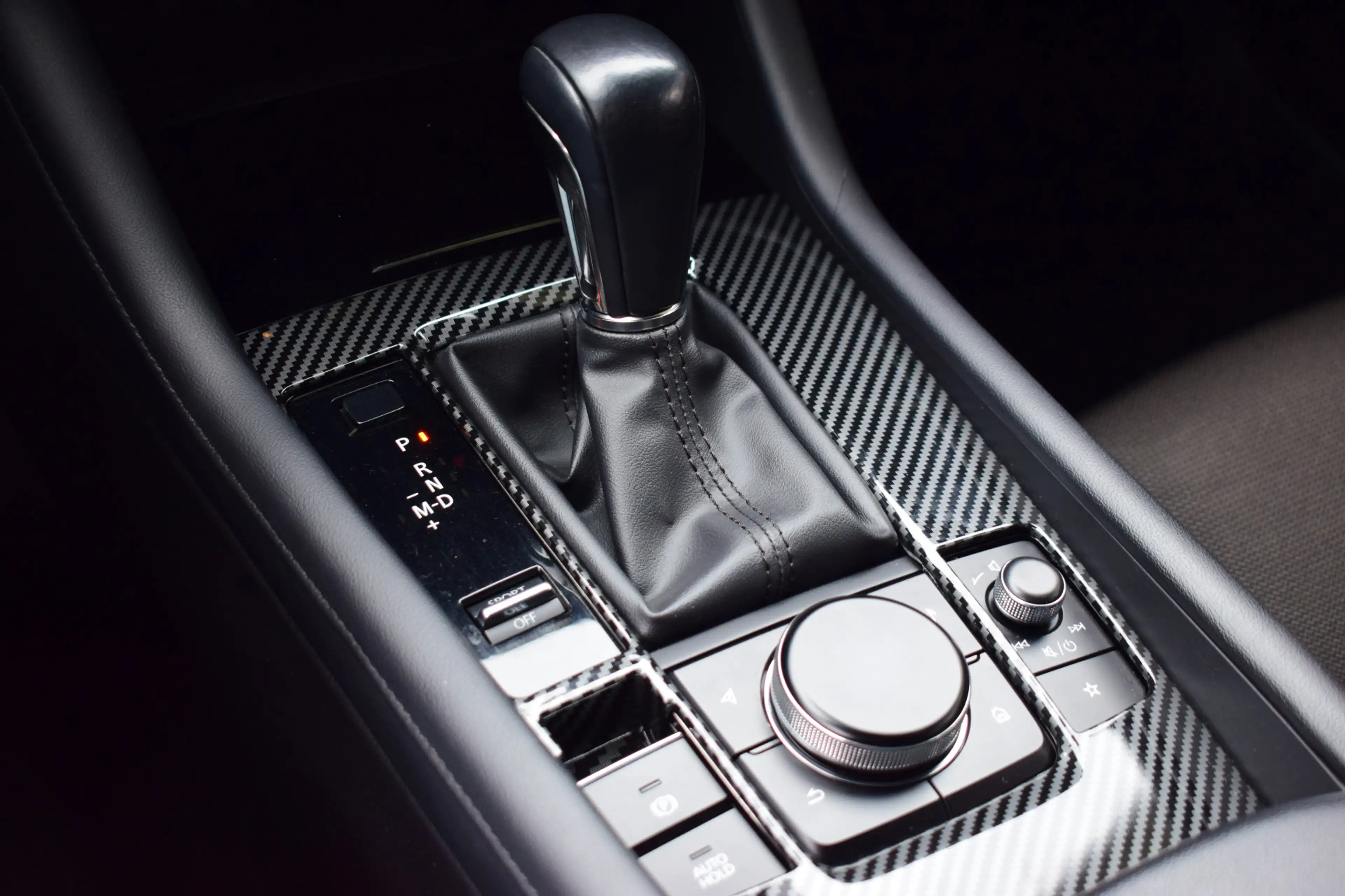 Mazda 3 2.0 e-SkyActiv-G M Hybrid 122 | 360° Camera | Head — photo 20