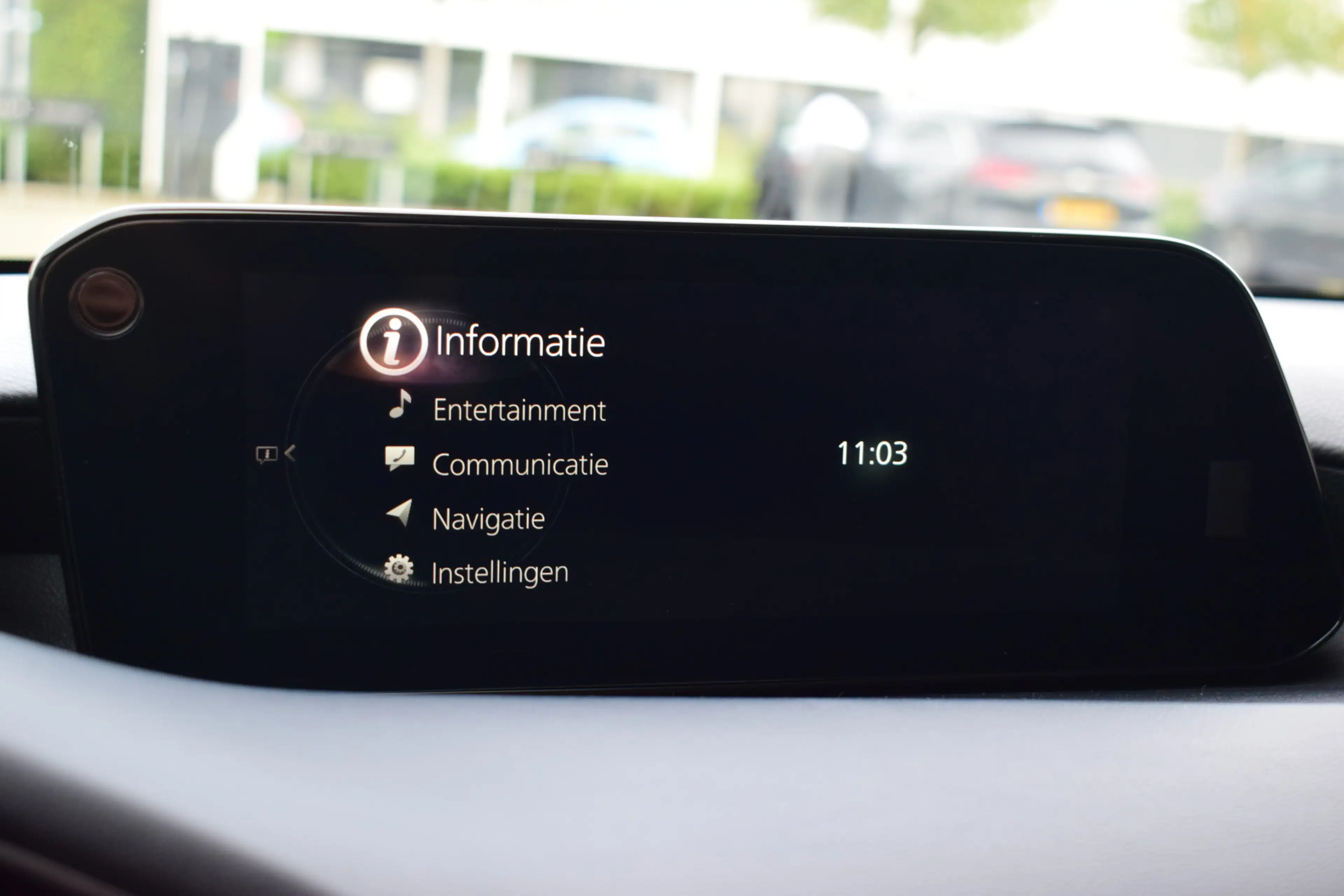 Mazda 3 2.0 e-SkyActiv-G M Hybrid 122 | 360° Camera | Head — photo 18