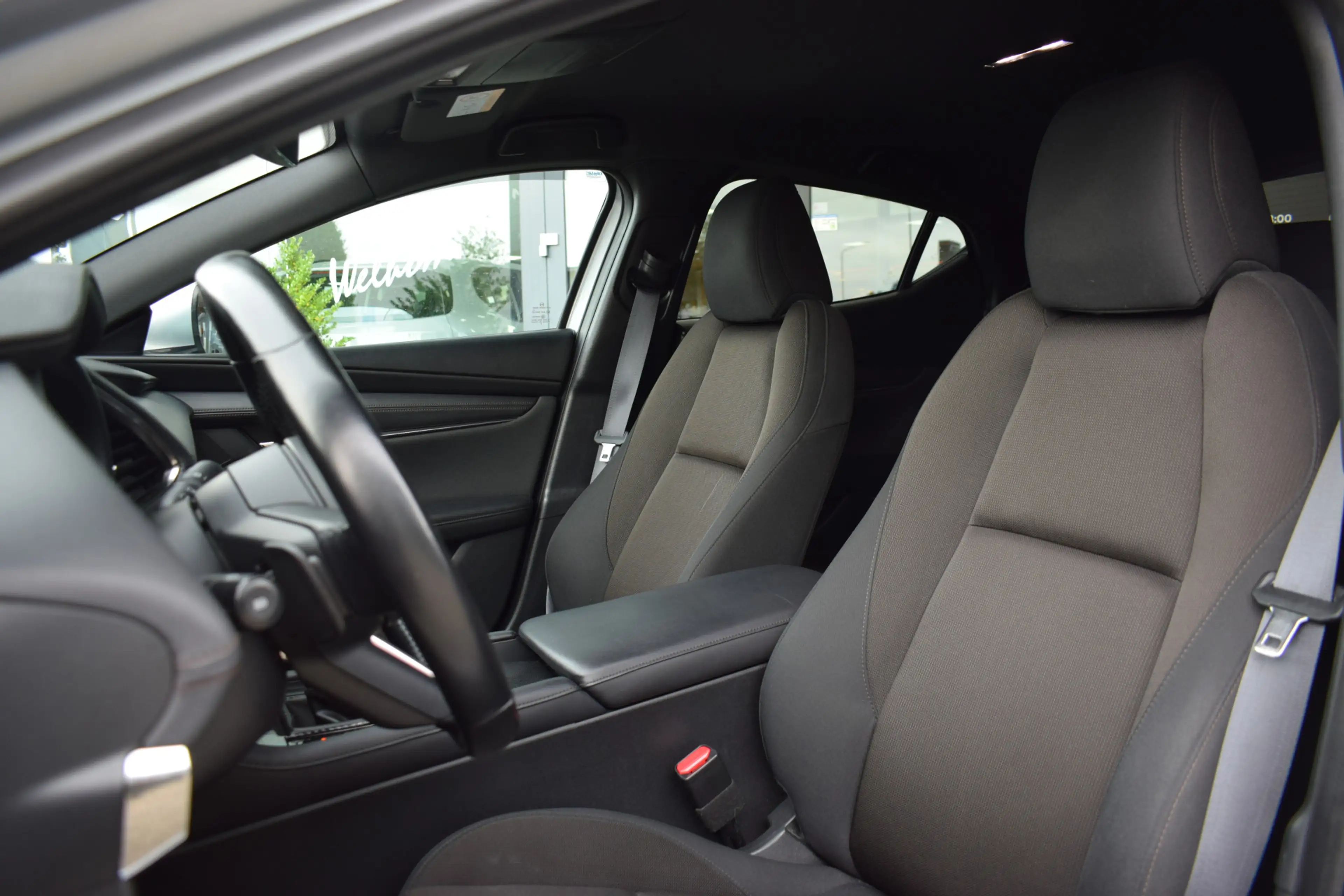 Mazda 3 2.0 e-SkyActiv-G M Hybrid 122 | 360° Camera | Head — photo 8