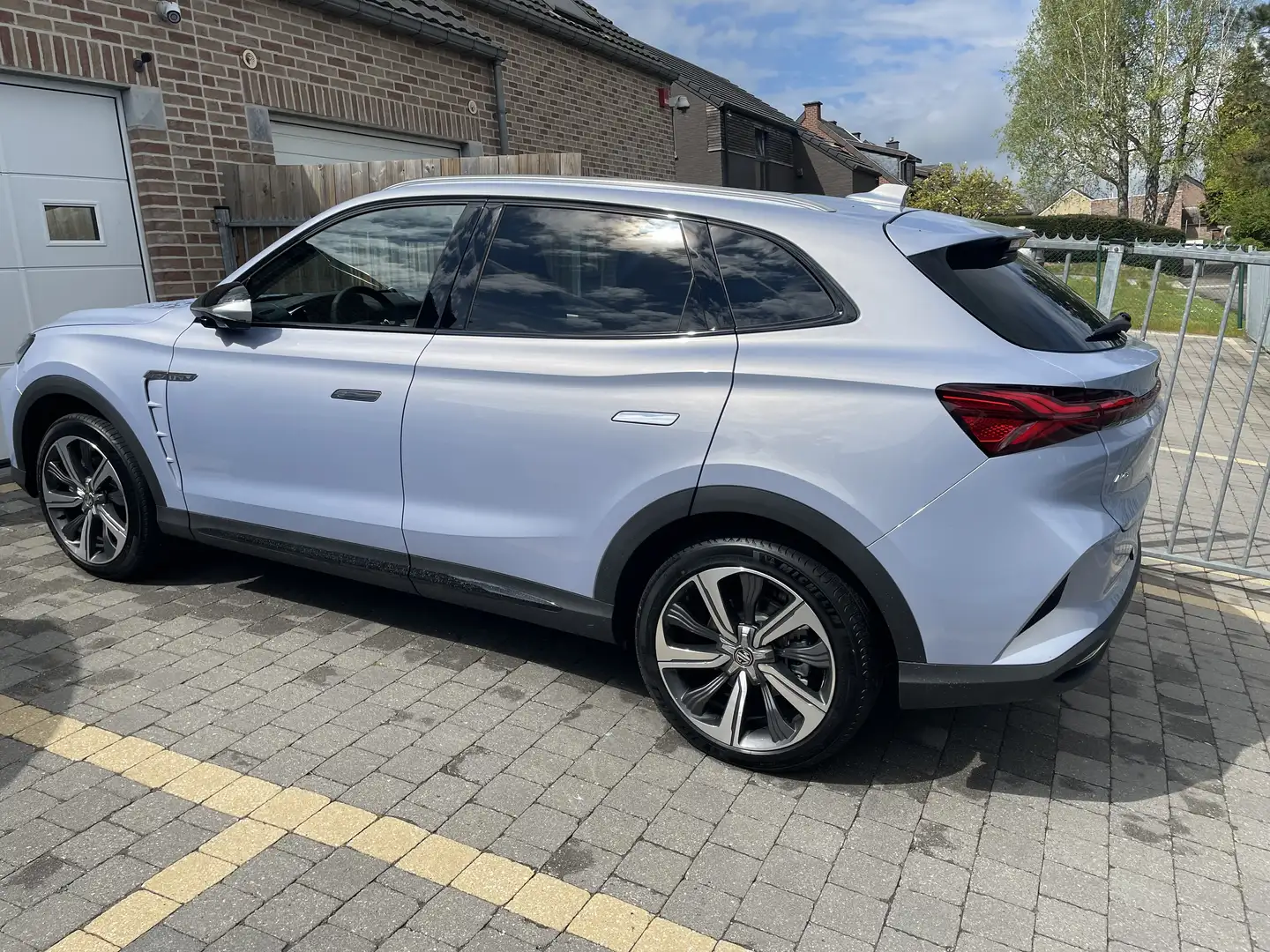 MG Marvel R e-MARVEL 70 kWh Performance AWD Kék - 1