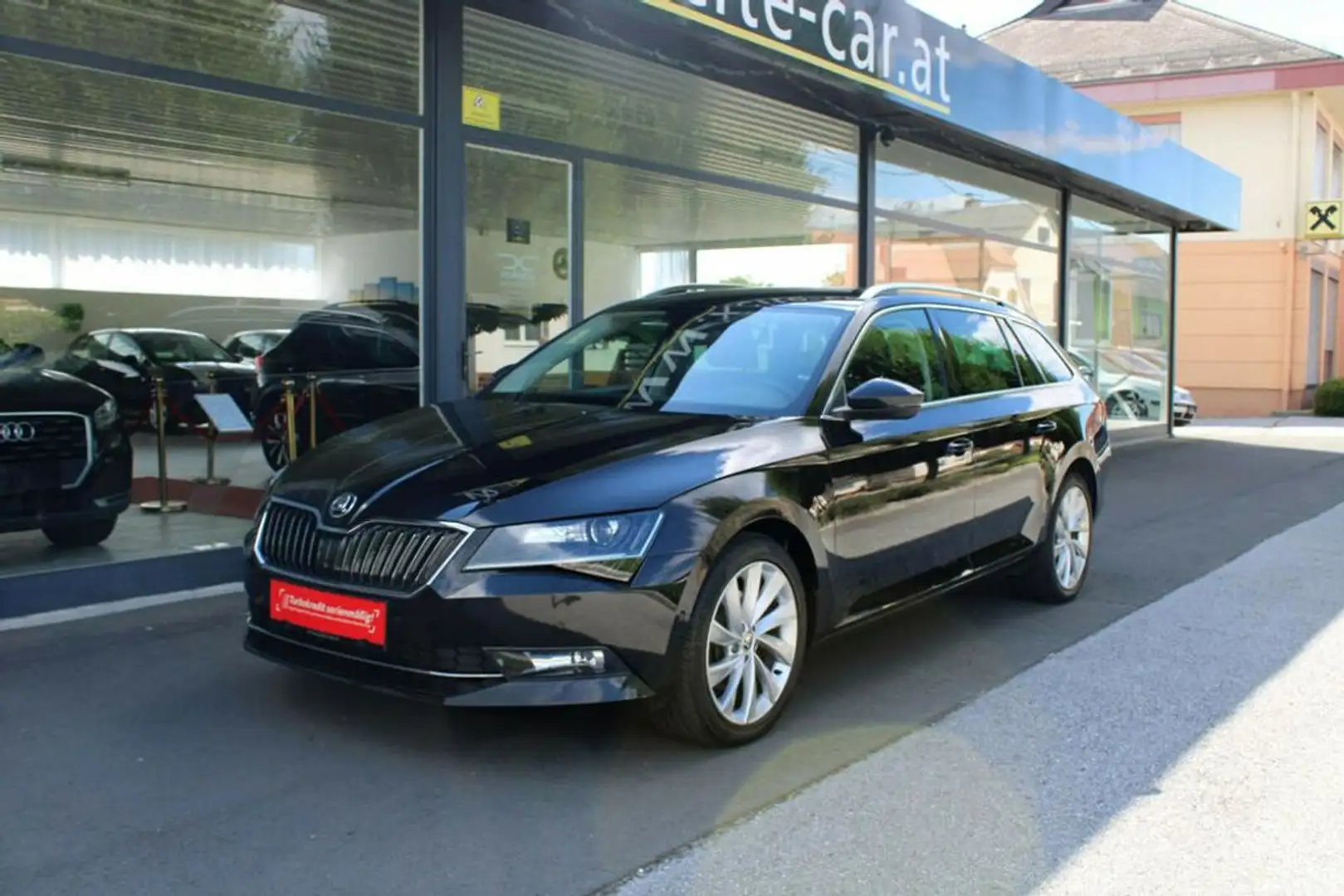 Skoda Superb KOMBI STYLE 2.0 TDI 4x4 DSG,1 JAHR GARANTIE Schwarz - 2