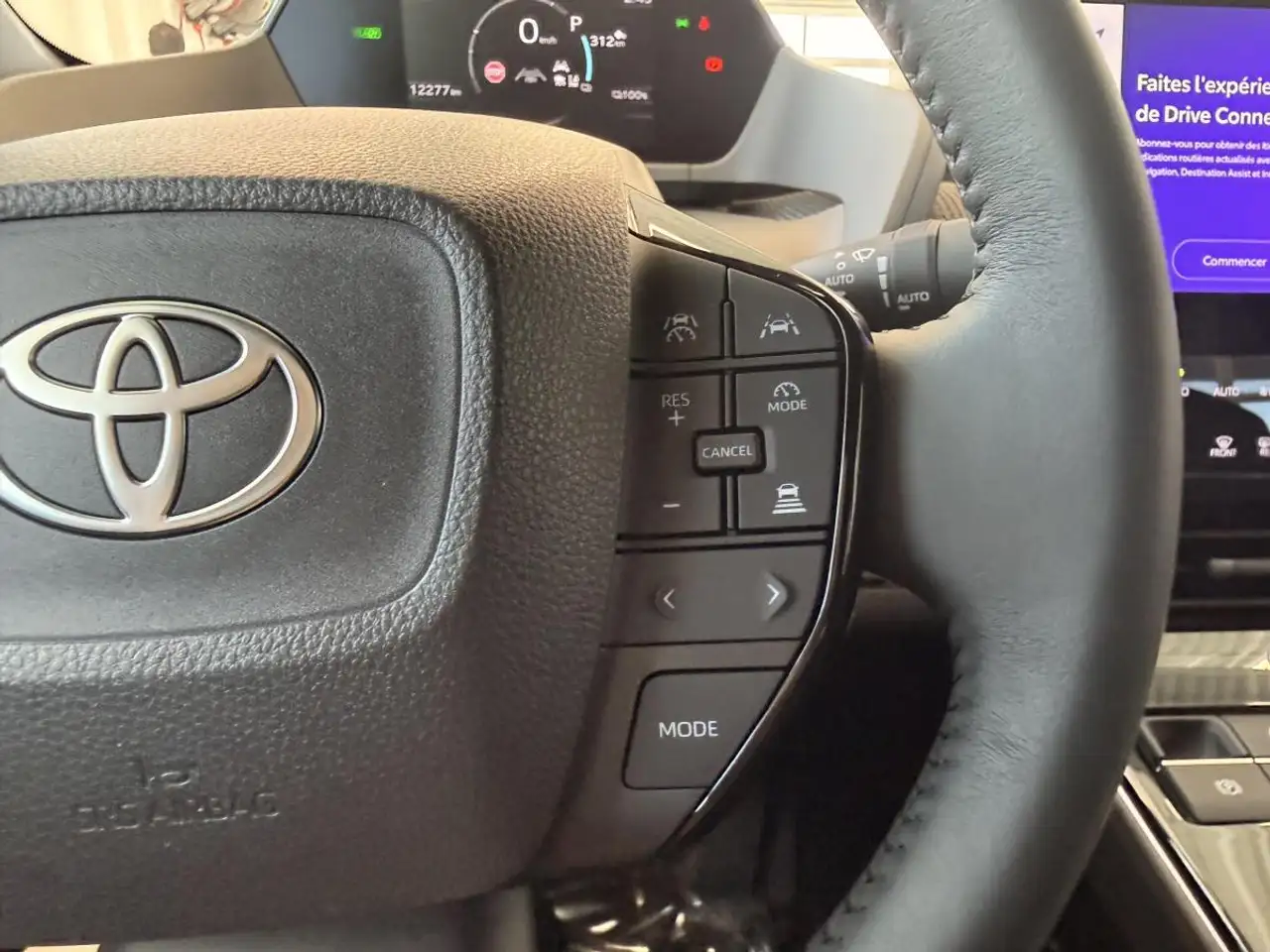 Toyota bZ4X снимка Toyota bZ4X
