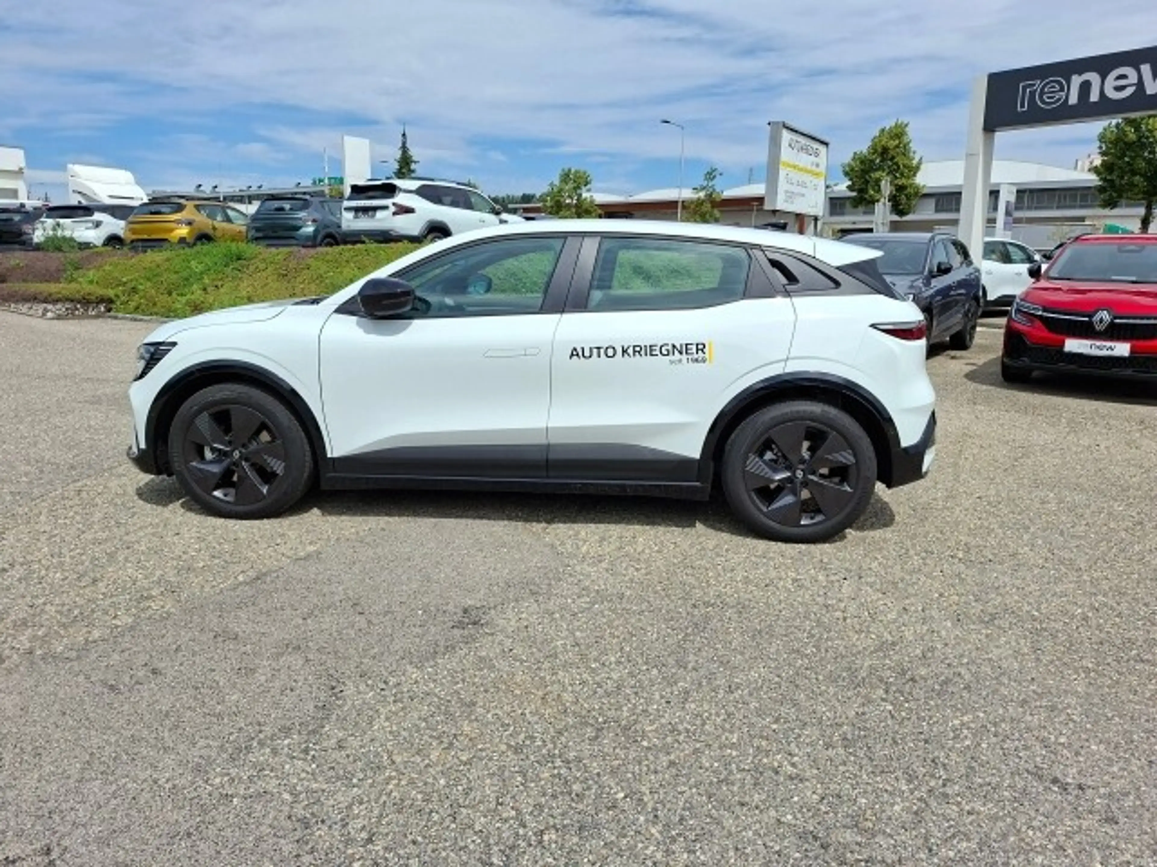 Renault Megane E-Tech Mégane E-TECH ELECTRIC Evolution 130 PS comfort... — photo 8