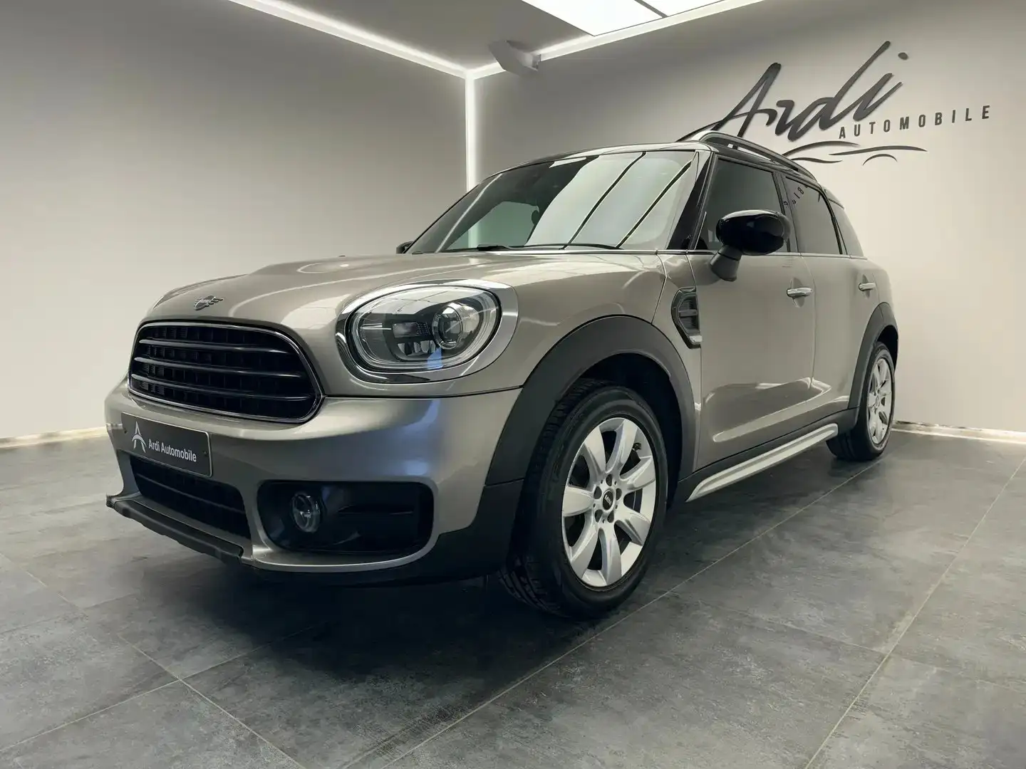 MINI One D Countryman 1.5 D *GARANTIE 12 MOIS*1er PROPRIETAIRE*GPS* Gris - 1