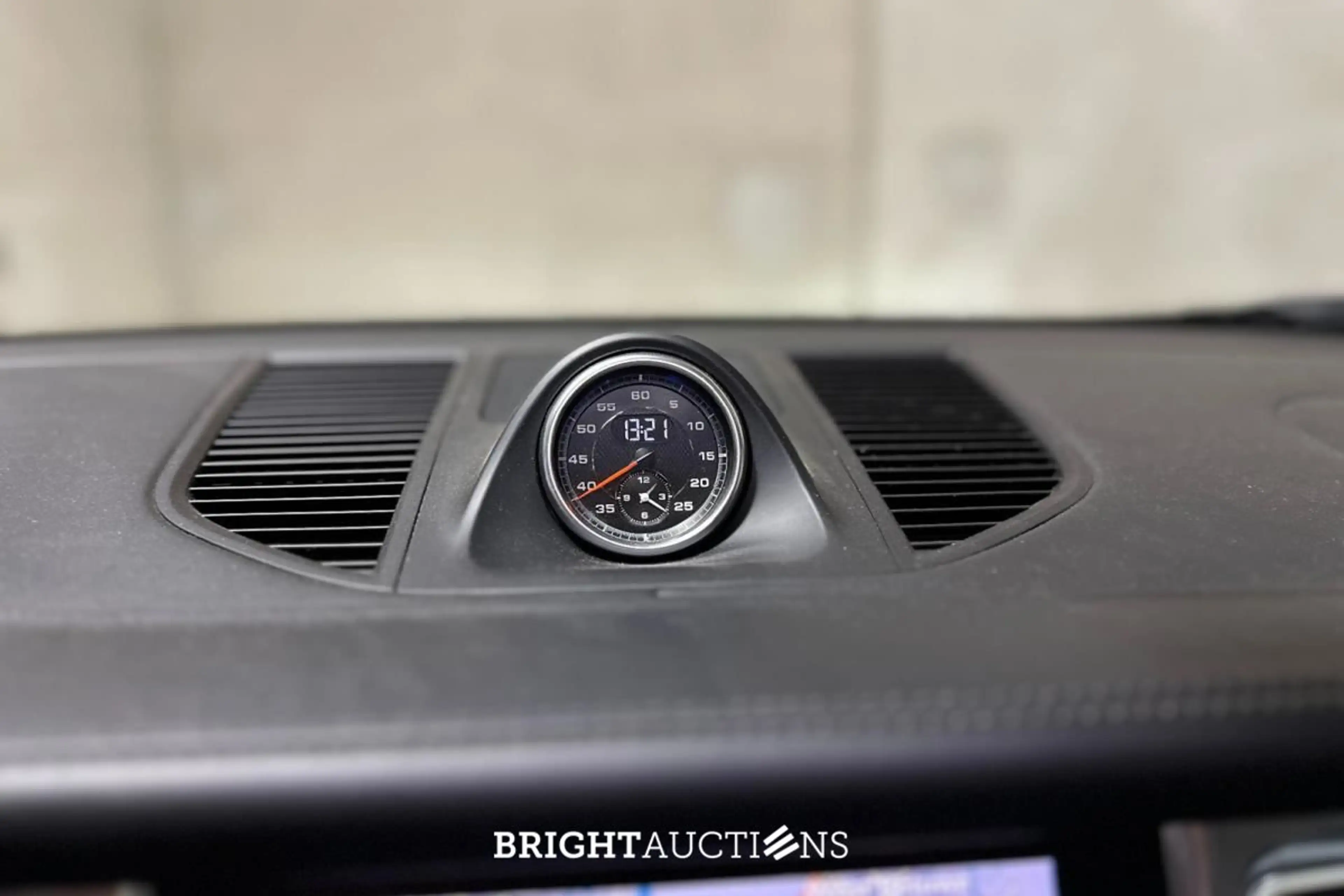 Porsche Macan GTS 3.0 V6 — photo 14