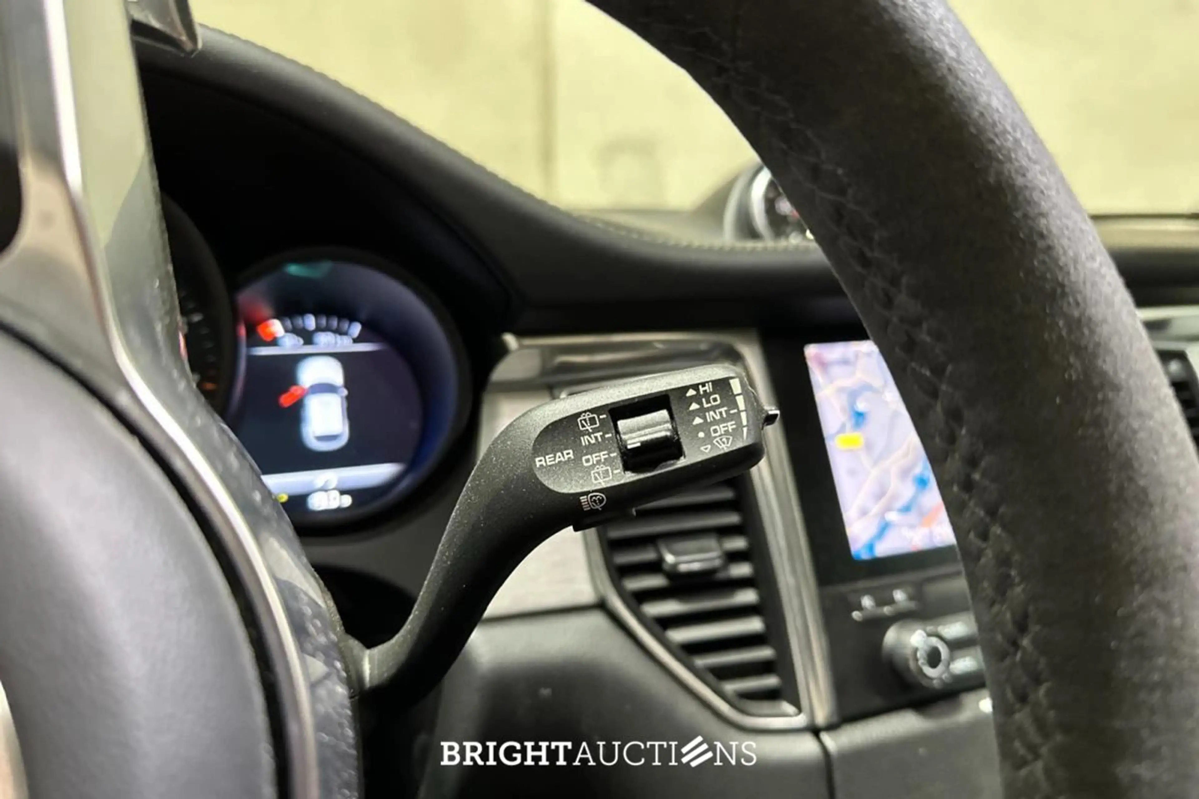 Porsche Macan GTS 3.0 V6 — photo 10