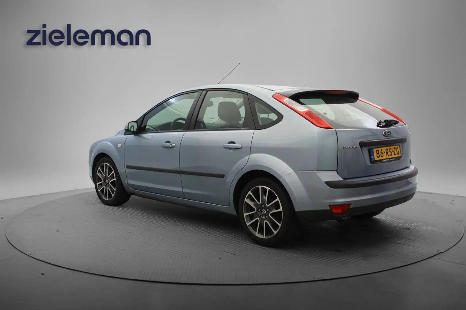 Ford Focus 1.6 16V Futura - Airco, Cruise, NIEUWE APK! Blauw - 2