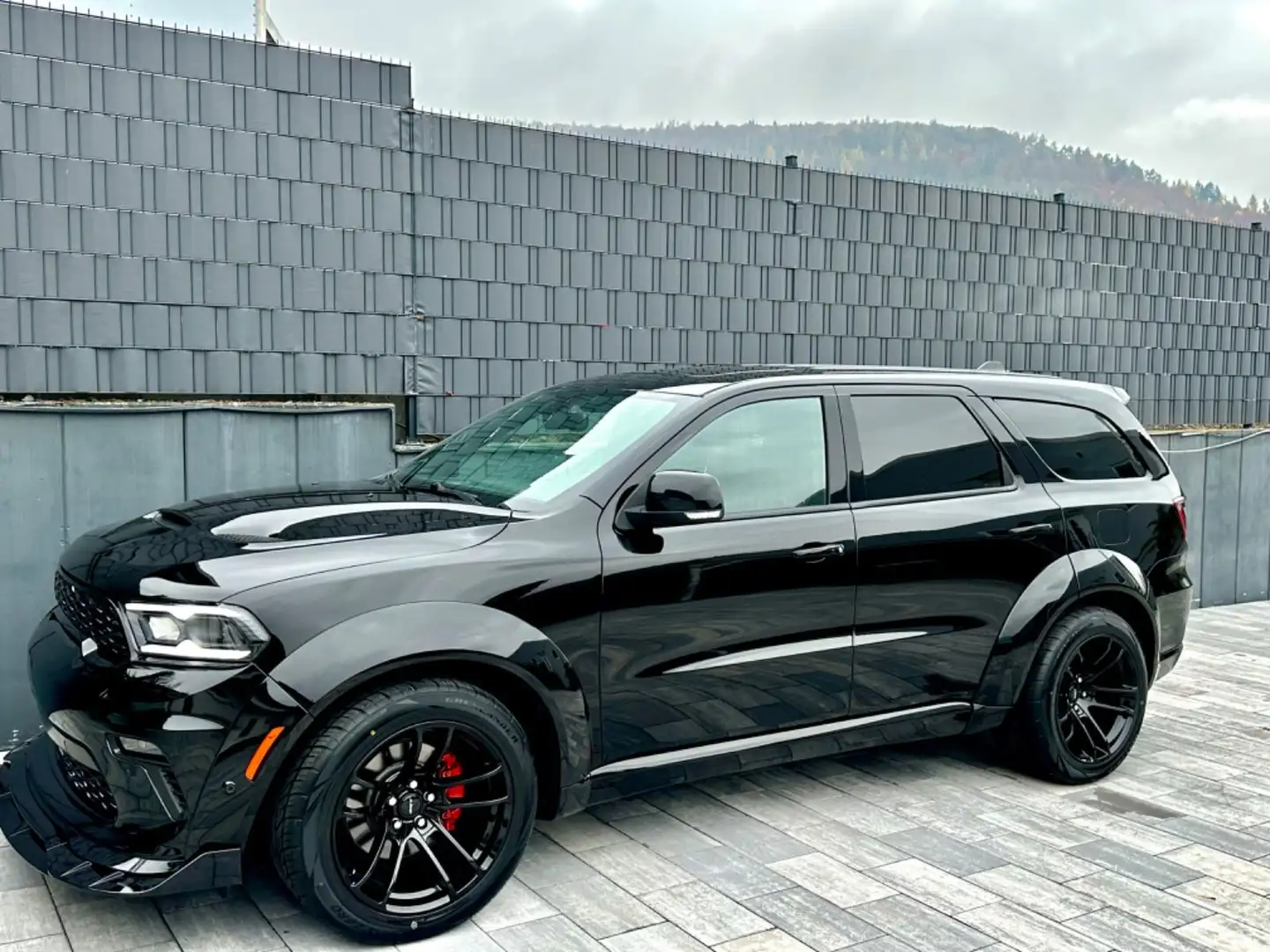 Dodge Durango DURANGO 5,7 V8 SRT/HEMY-WIDEBODY-BLACK BEAST !!! Black - 2