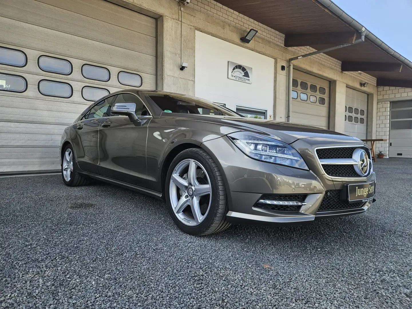 Mercedes-Benz CLS 350 CLS 350 BlueTEC 7G-TRONIC Gris - 2