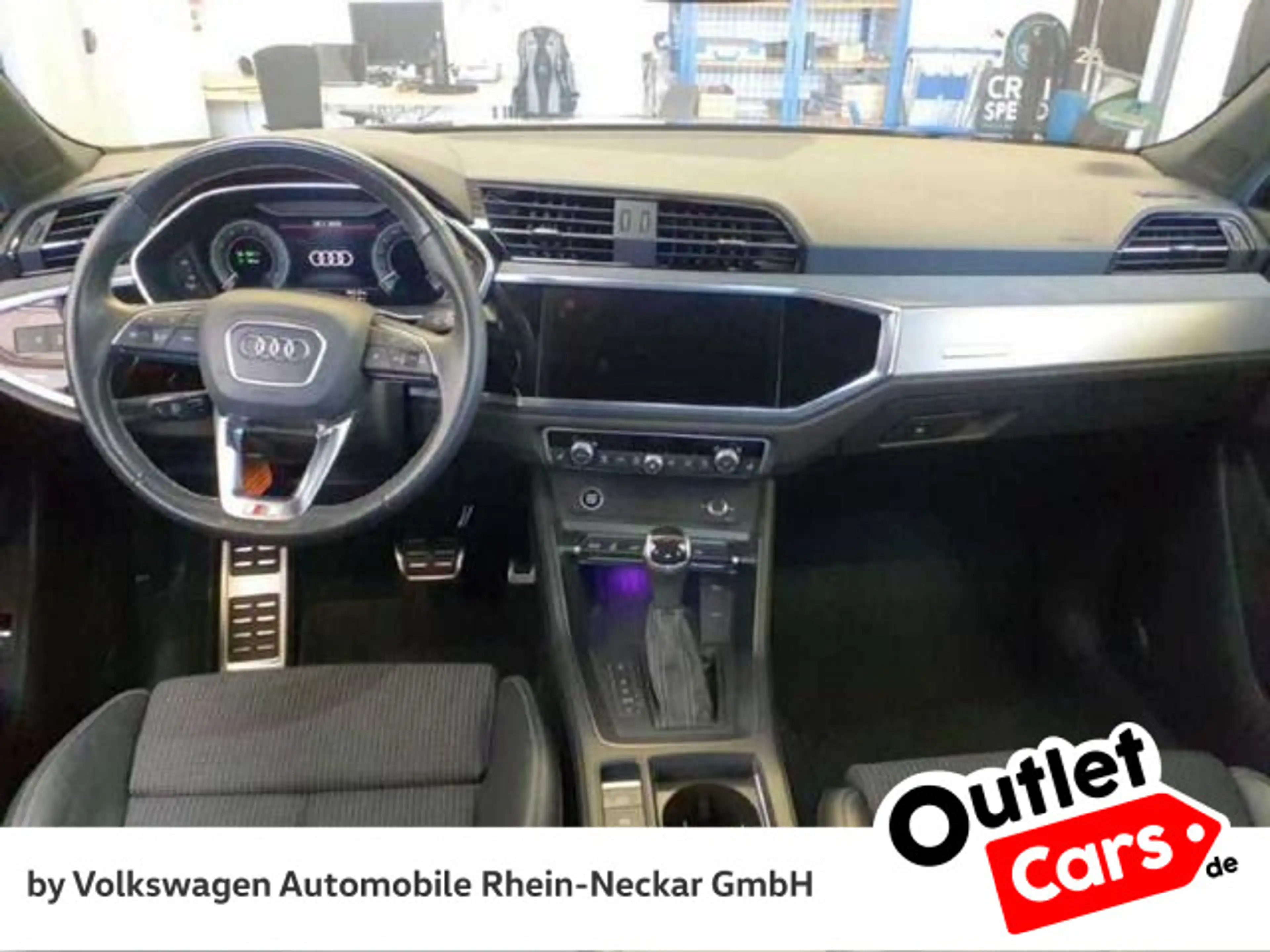 Audi Q3 Q3 SPORTBACK BLACK S-LINE 45 TFSIe LED STRONIC U — photo 4