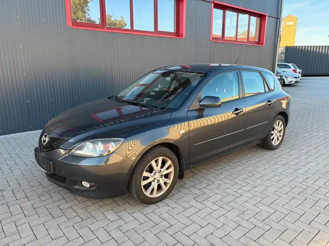 Mazda 3 Lim. 1.6 Sport Active