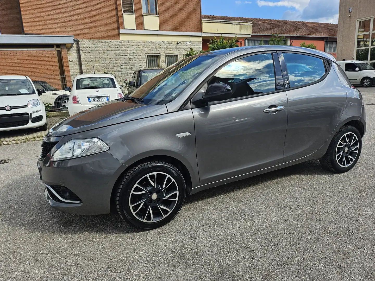 Lancia Ypsilon 1.3 mjt Platinum s&s 95cv my16 - 2