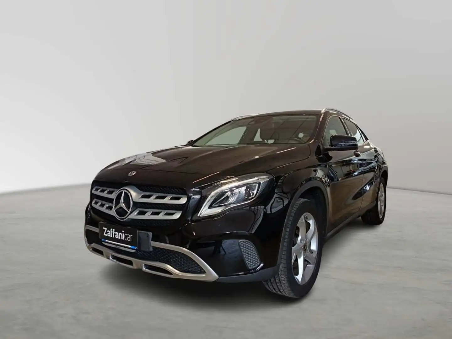 Mercedes-Benz GLA 180 d Sport Nero - 2