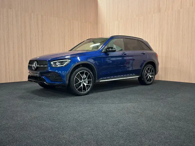 Mercedes-Benz GLC 300 GLC 300 e 4Matic 9G-TRONIC AMG Line| Pano| ahk|dab