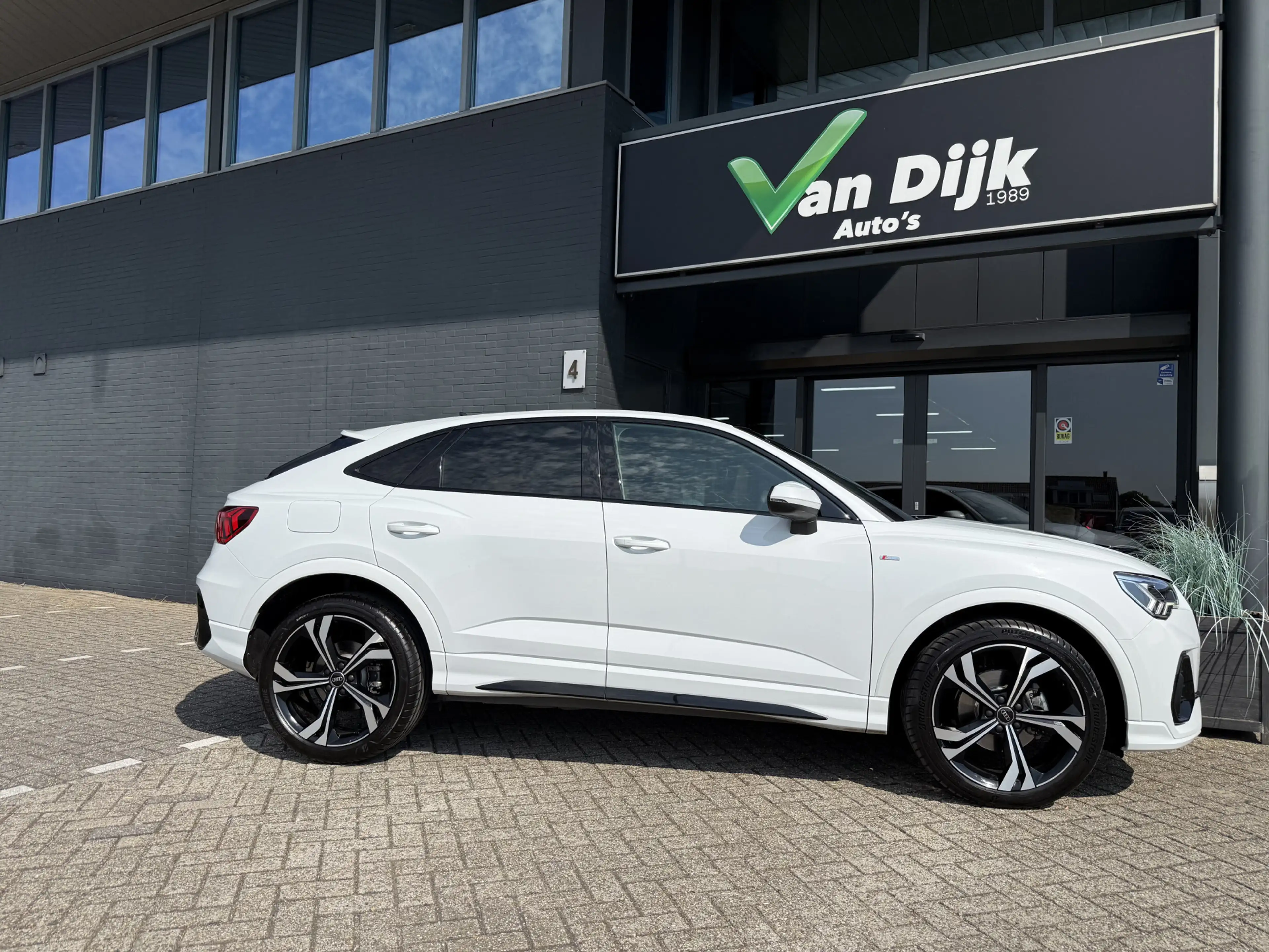 Audi Q3 Sportback 35 TFSI S-Line Panodak Trekhaak Navi Cam — photo 4