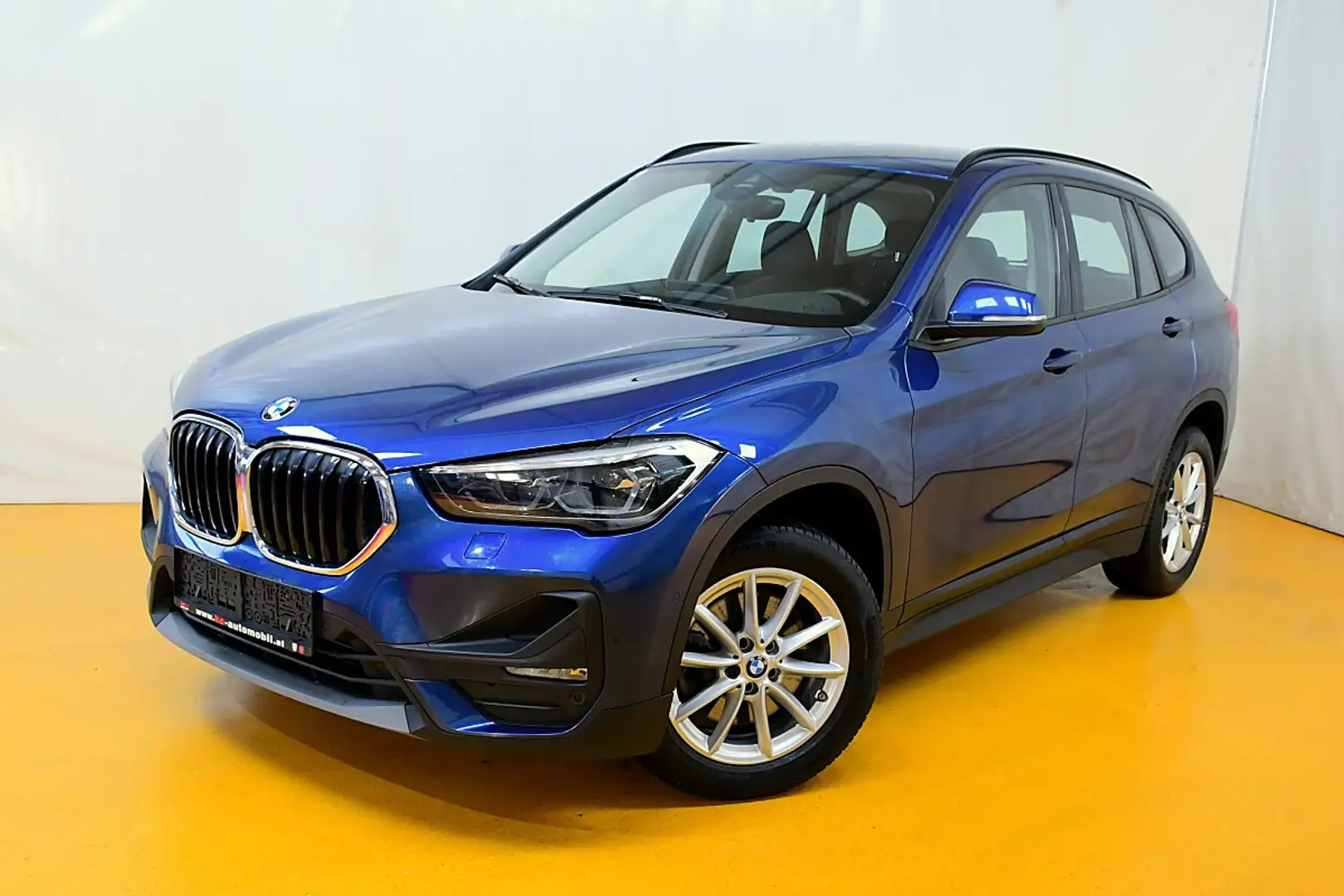 BMW X1 sDrive20d Aut. Blau - 1