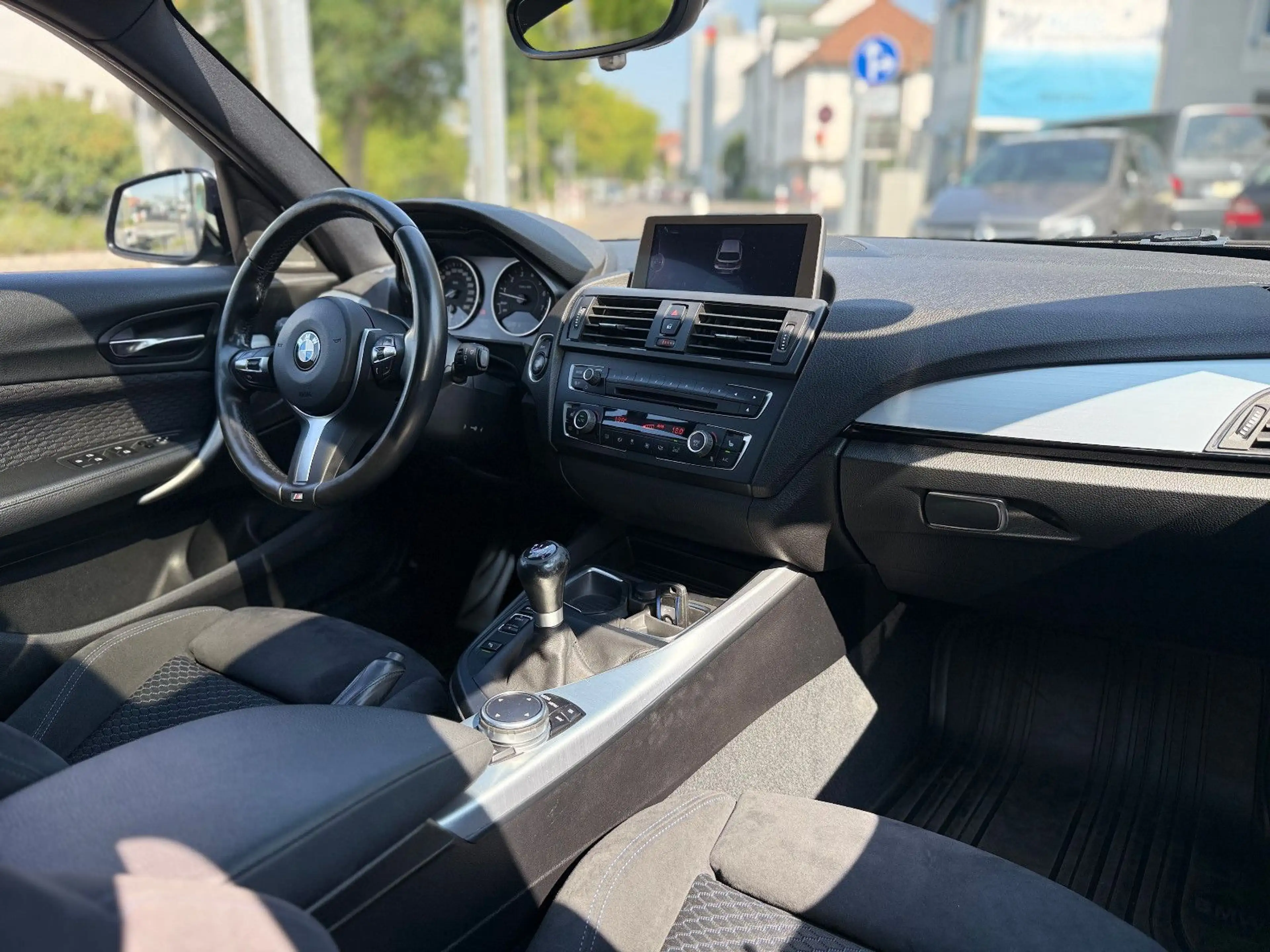 BMW 135 i Lim. SCHALTER NAVIPRO H&K PANO — photo 6