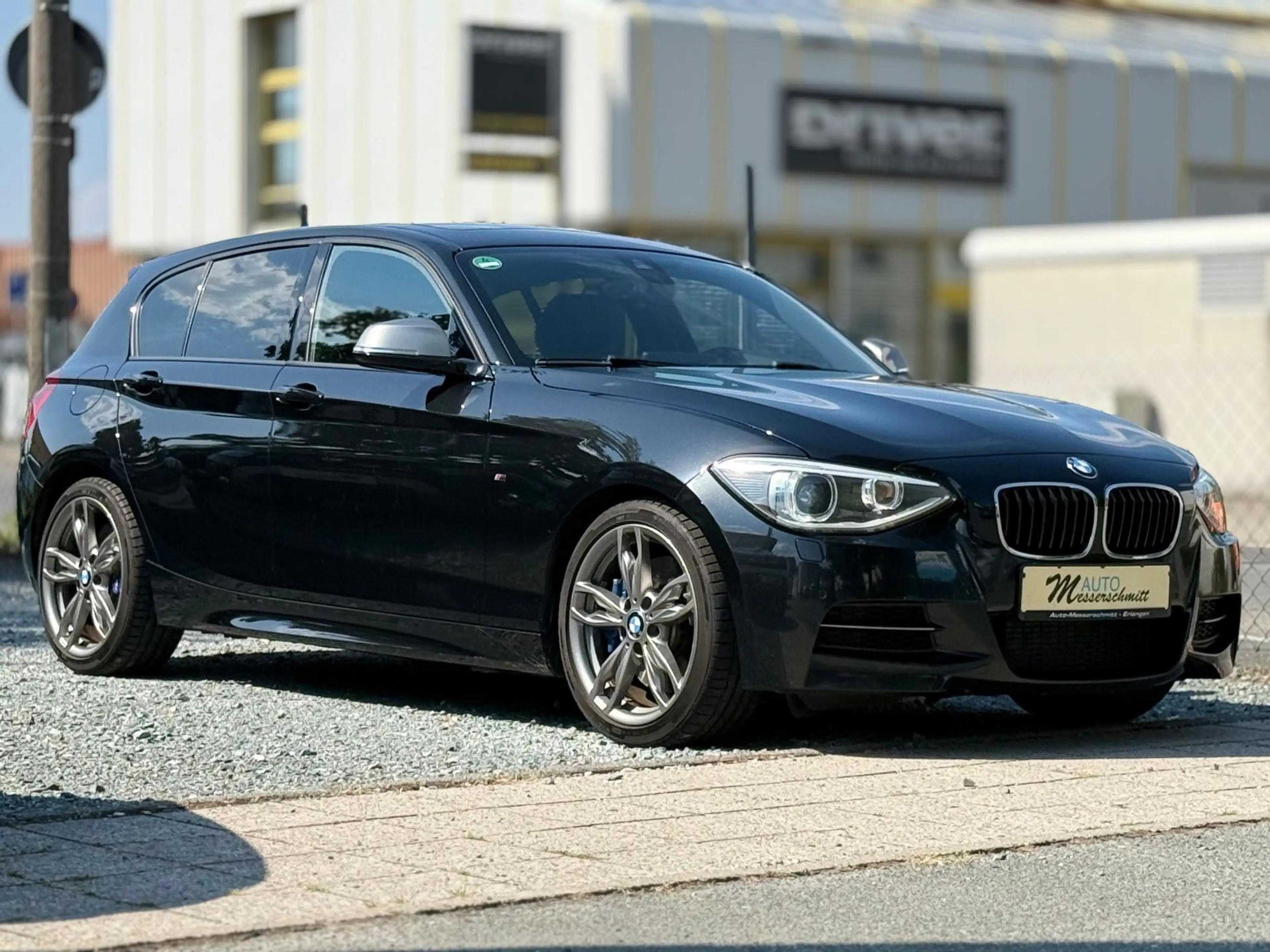 BMW 135 i Lim. SCHALTER NAVIPRO H&K PANO