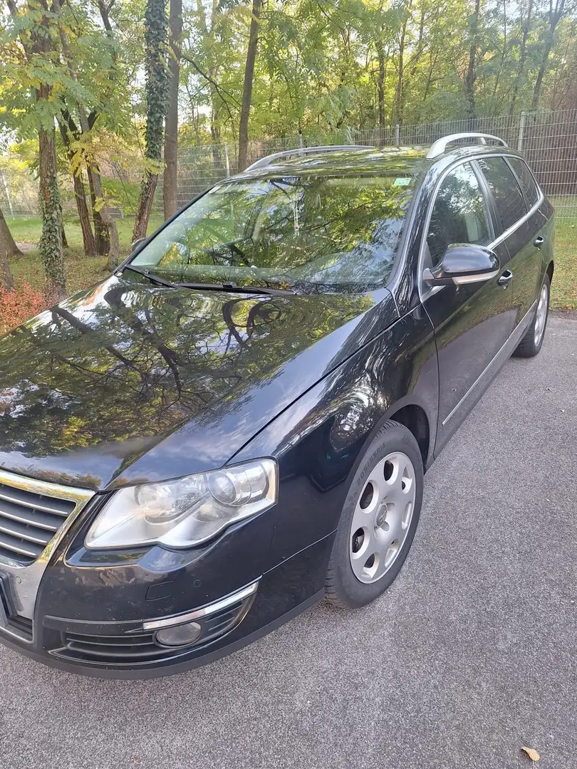 Volkswagen Passat Variant Highline 2,0 TDI DPF DSG Kombi Schwarz - 1
