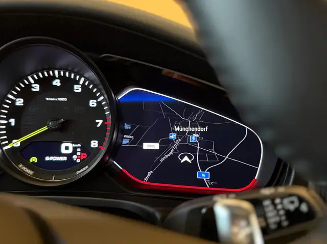 Porsche Panamera 4 E-Hybrid Platinum Edition / Pano / Burmester Ansicht 43