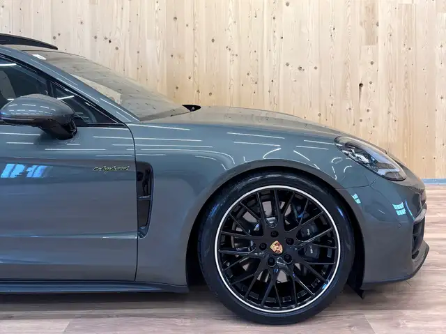 Porsche Panamera 4 E-Hybrid Platinum Edition / Pano / Burmester Ansicht 12