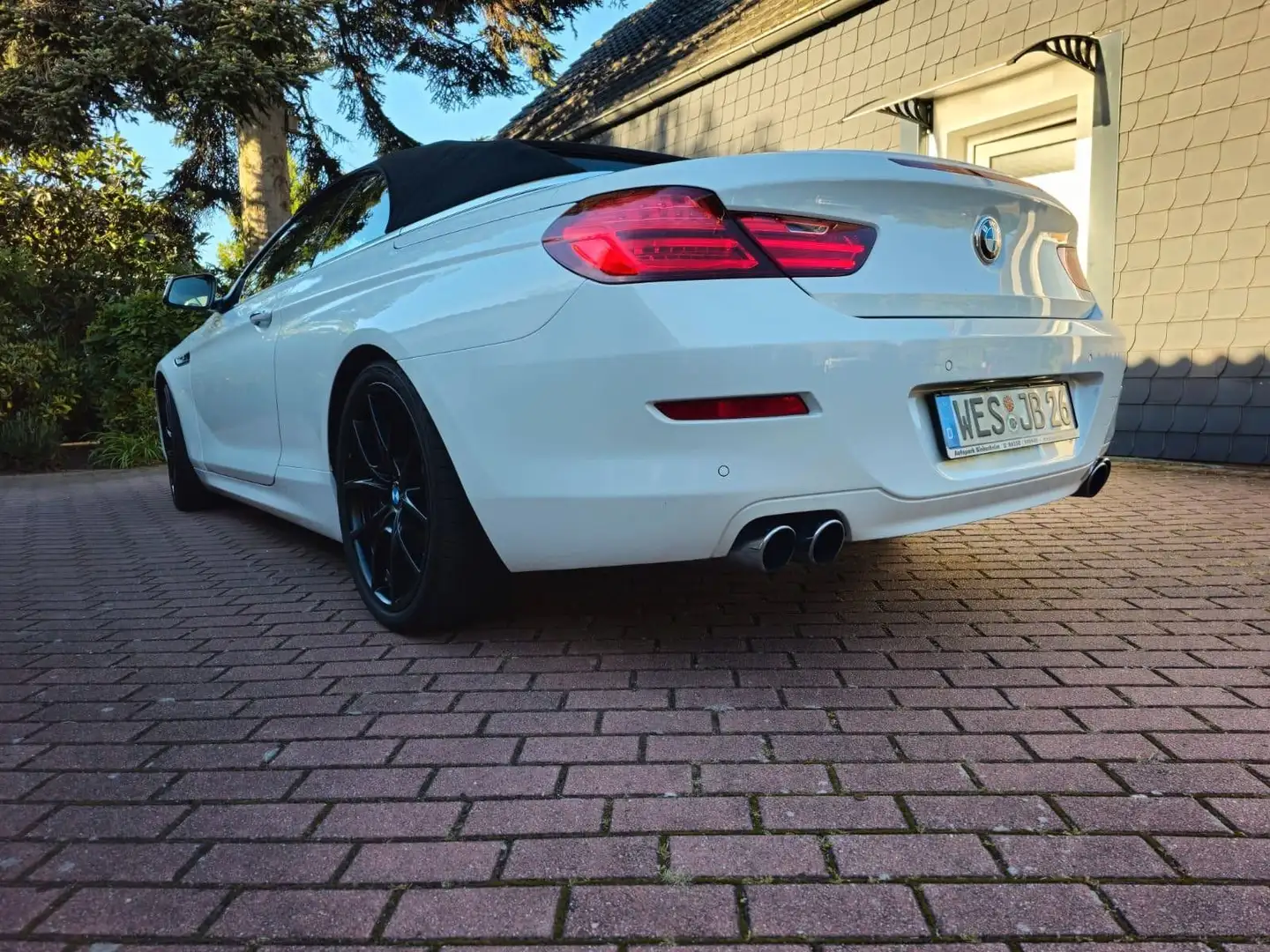 BMW 650 Baureihe 6 Cabrio 650 i Weiß - 1