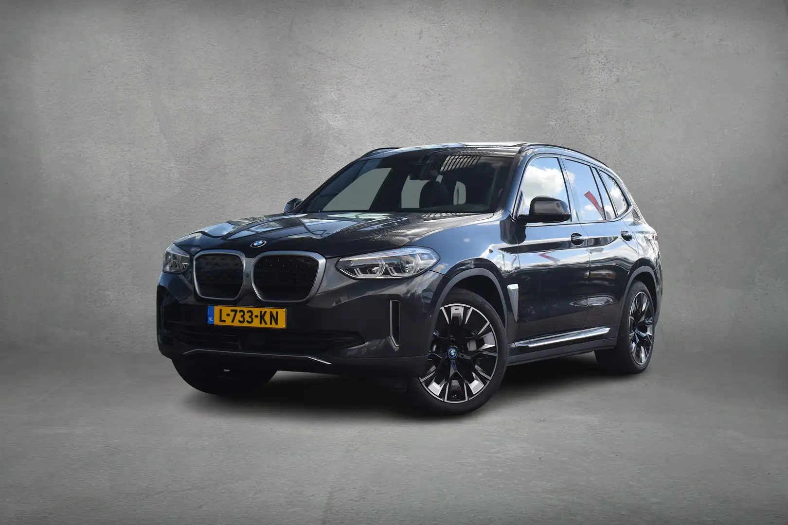 BMW iX3 High Executive 80 kWh | Trekhaak | Pano | H/K | Le Gris - 2