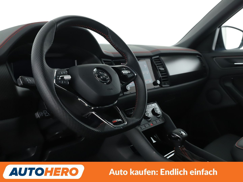 Skoda Kodiaq 2.0 TSI RS 4x4 Aut.*NAV*ACC*CAM*PDC*SHZ*AHK*KLIMA* — photo 11