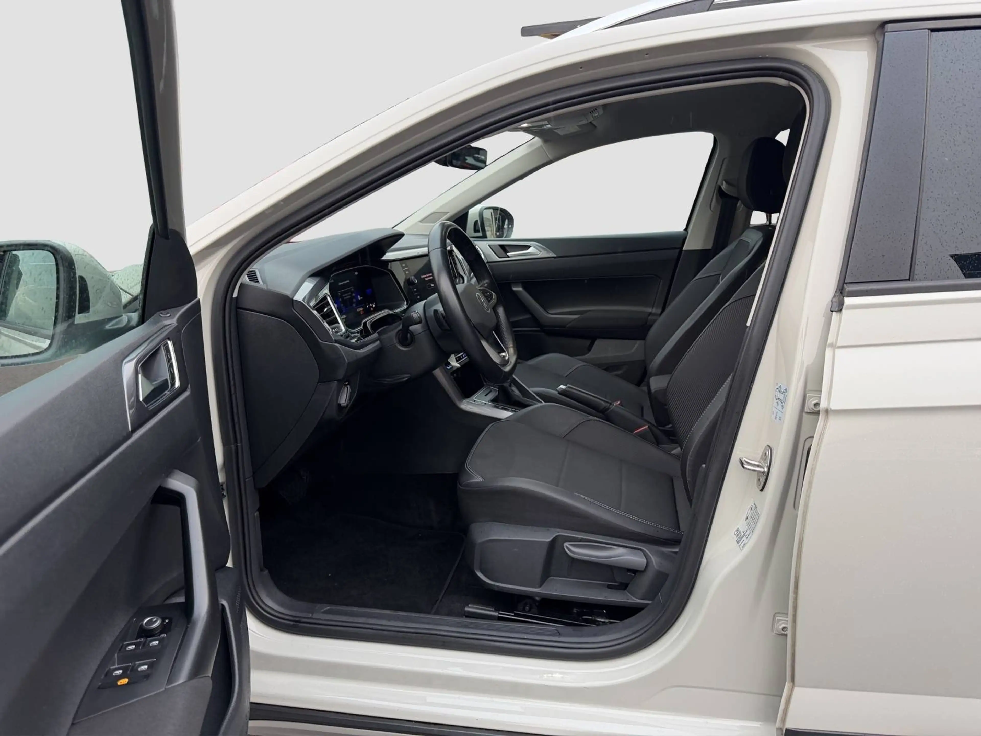 Volkswagen Taigo Style — photo 9