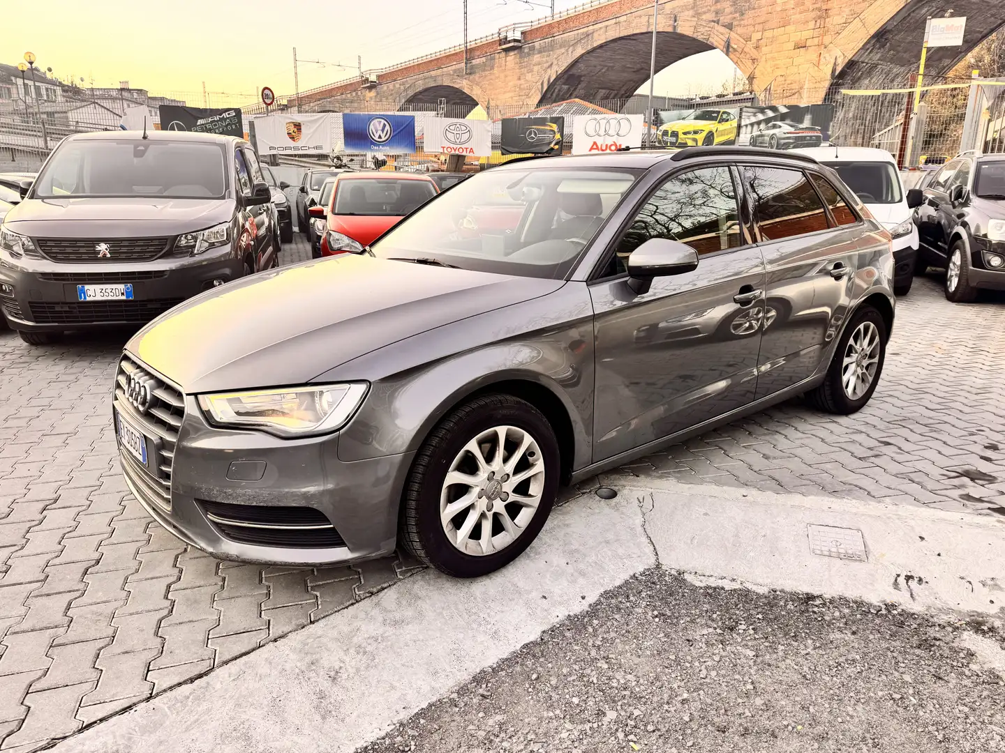 Audi A3 1.6 TDI 116 CV AUTOMATICO - 1