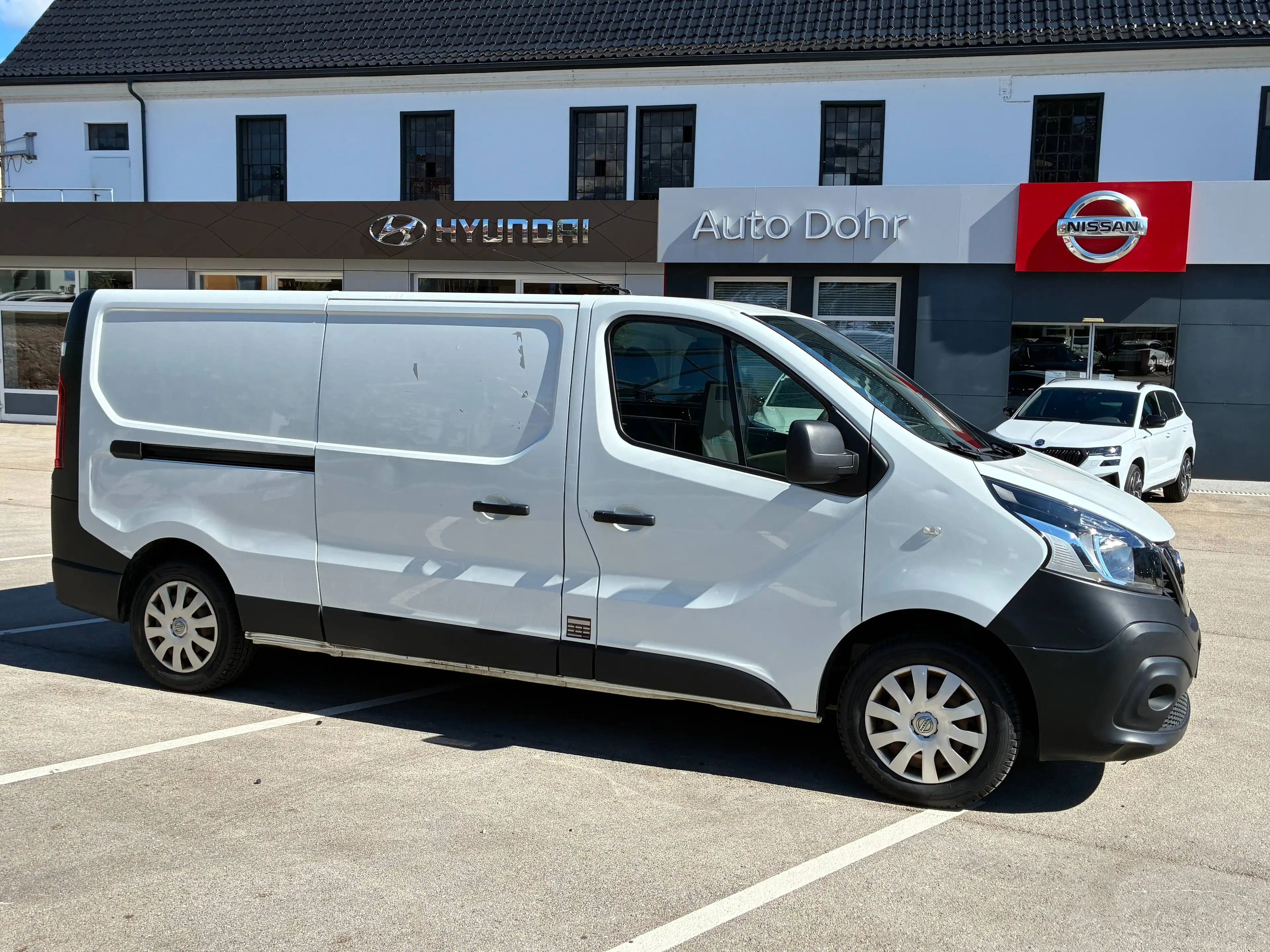 Nissan NV300 NV300 L2H1 2,9t dCi 120 Comfort — photo 4