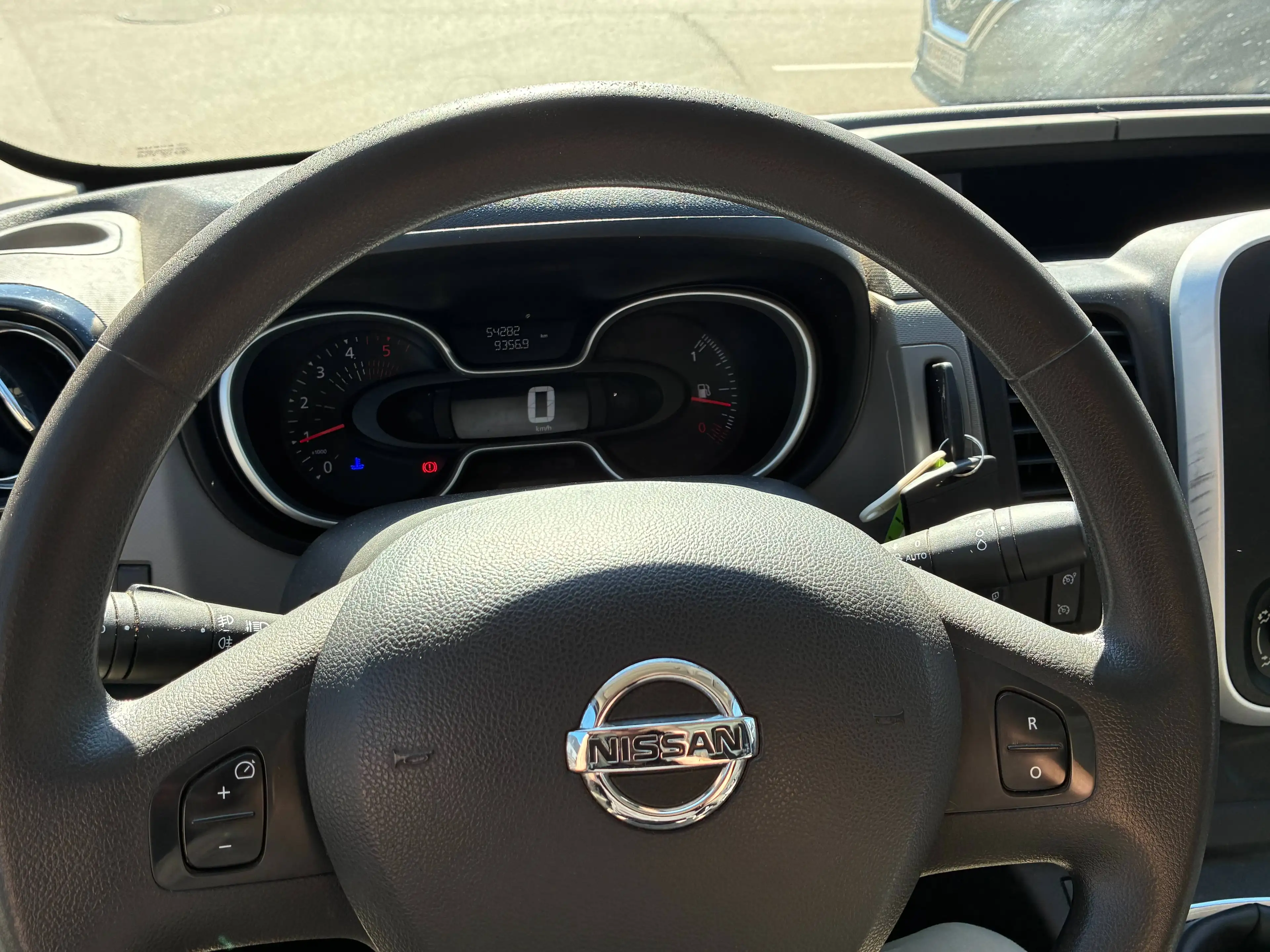 Nissan NV300 NV300 L2H1 2,9t dCi 120 Comfort — photo 12