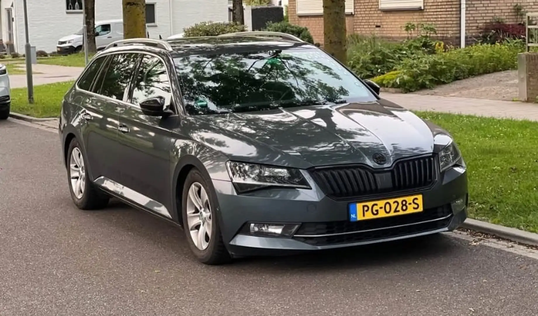 Skoda Superb Combi 1.6 TDI Style - 1